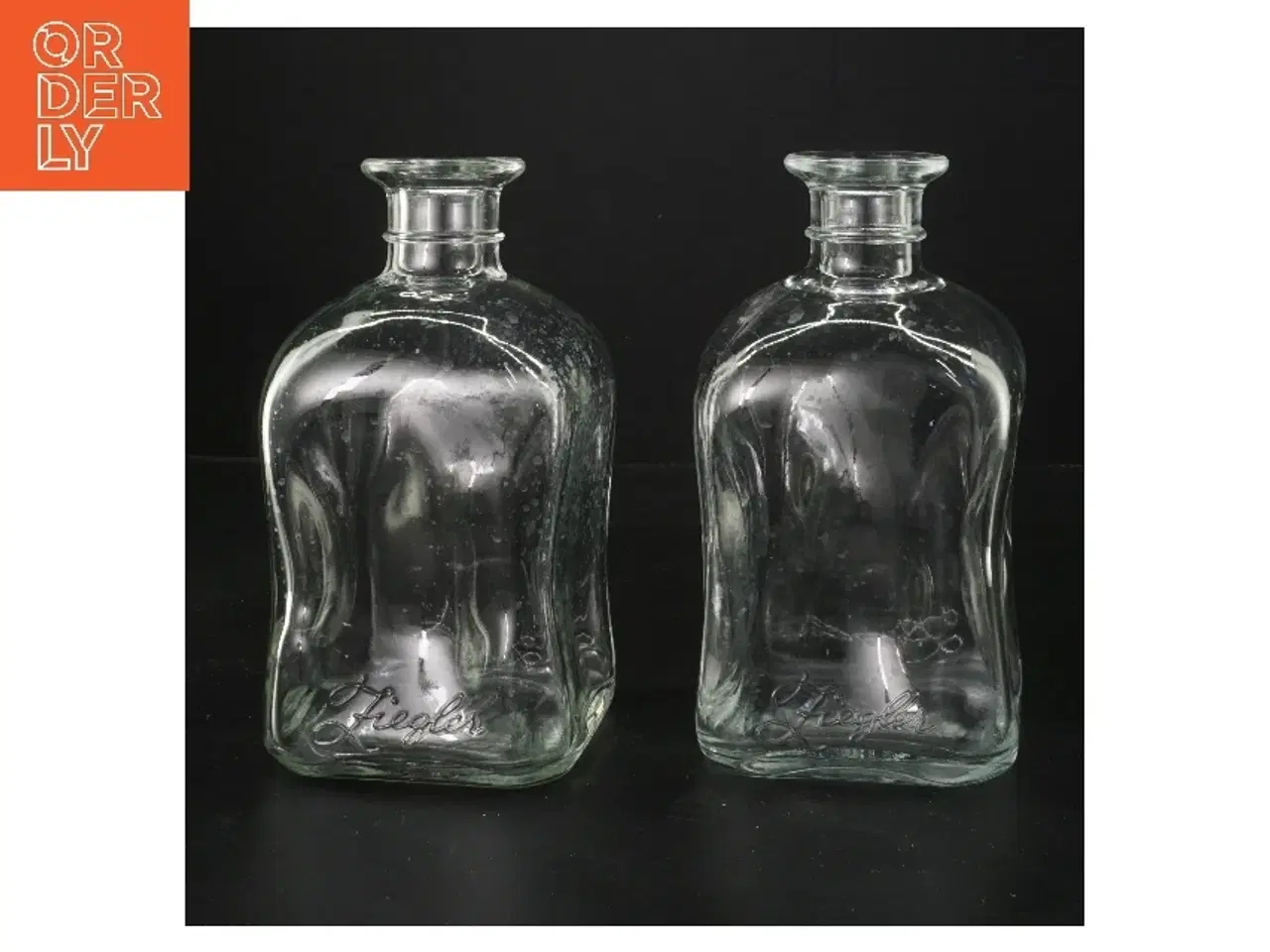 Billede 1 - Glasflasker med skrift fra Ziegler (str. 17,5 cm)
