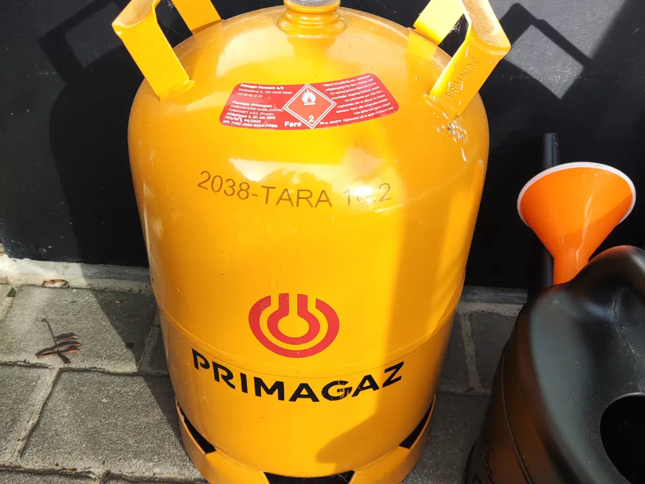 Billede 1 - Primagaz gasflaske med gas gul 11 kg