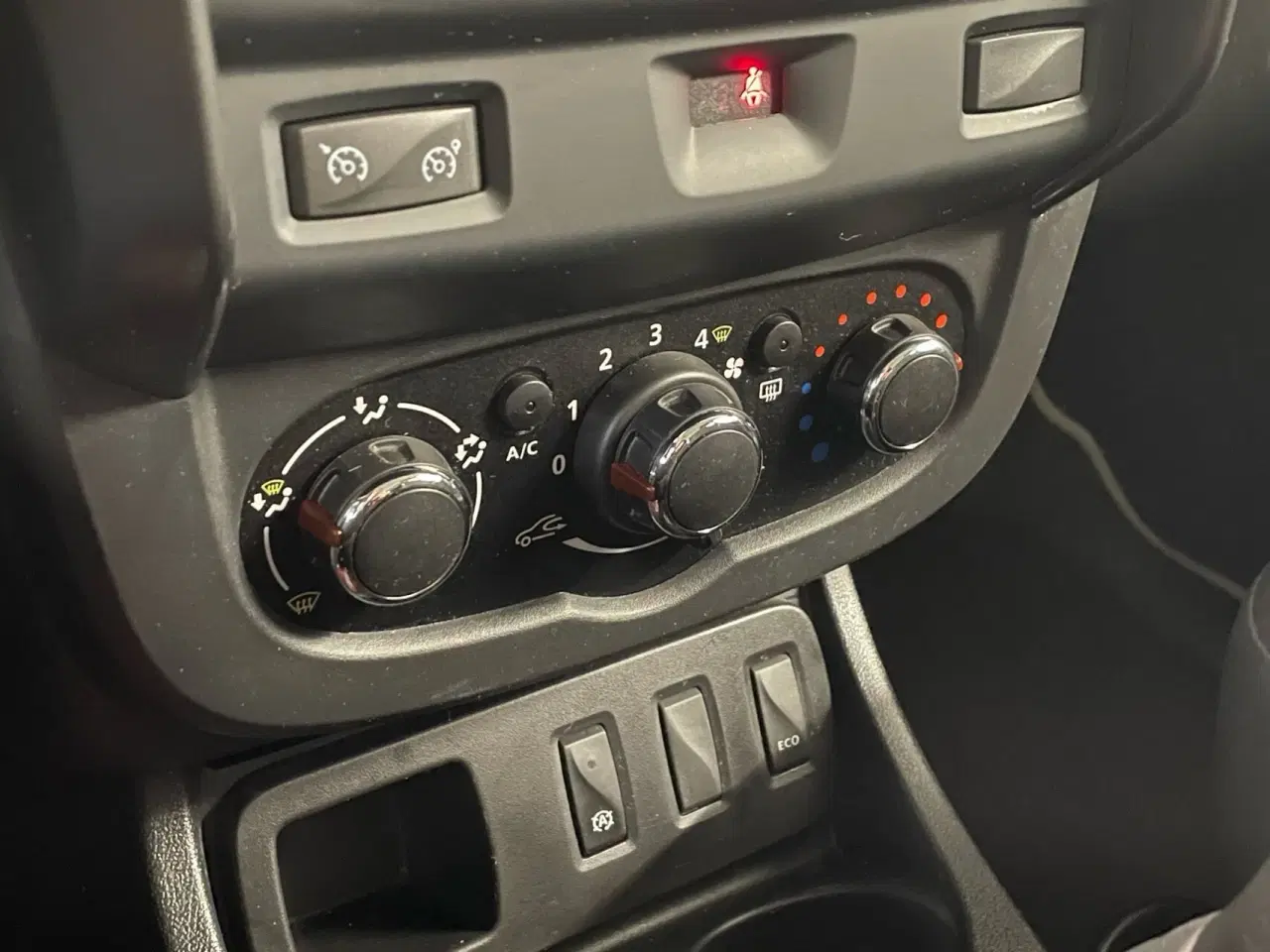 Billede 8 - Dacia Duster 1,6 16V Ambiance 105HK 5d