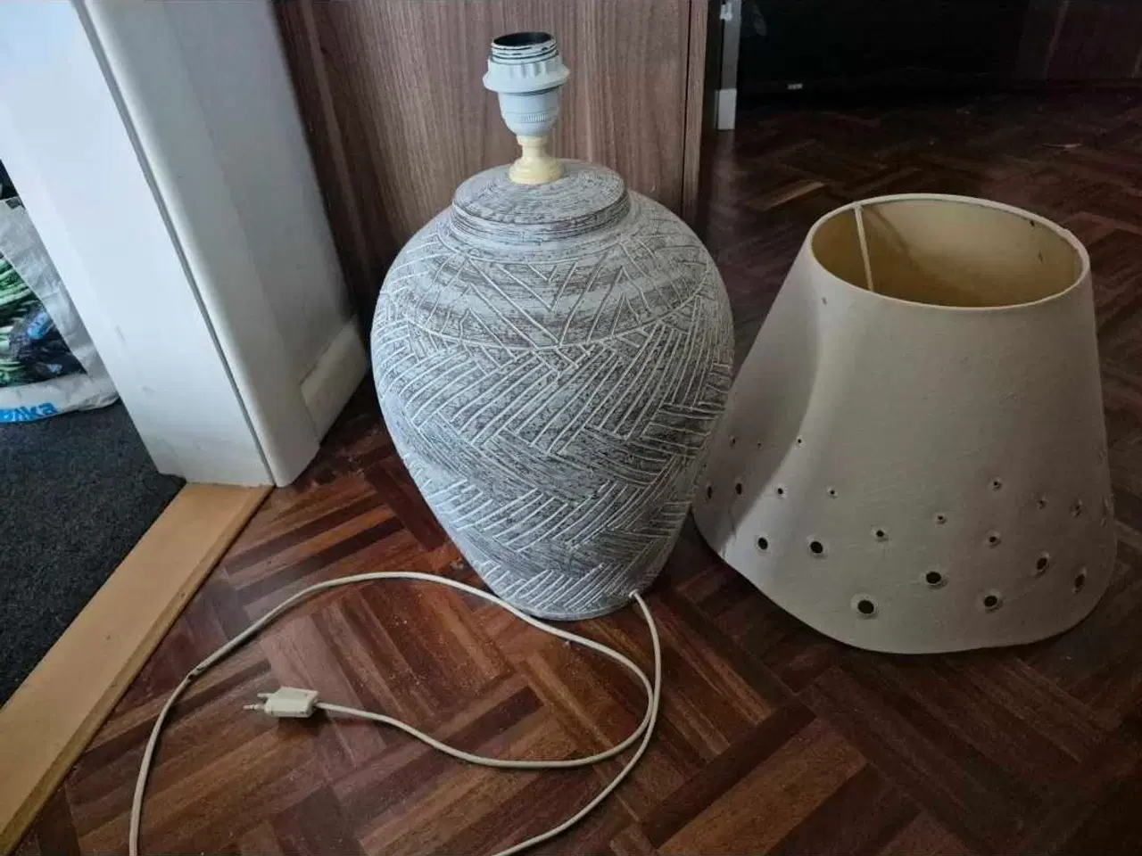 Billede 2 - Bordlampe / gulvlampe