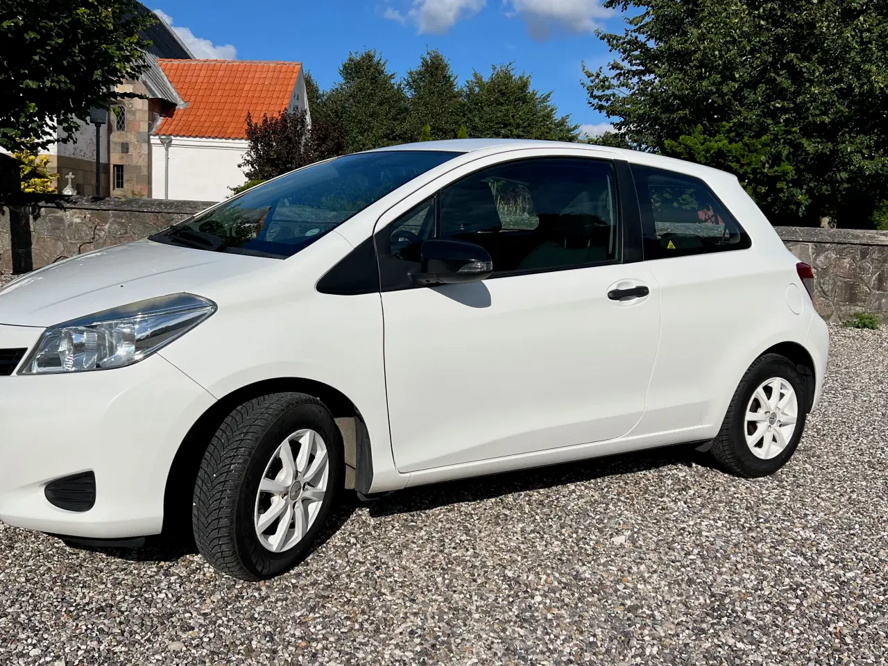Billede 3 - Sjældent velholdt Toyota Yaris - lavt kilometertal