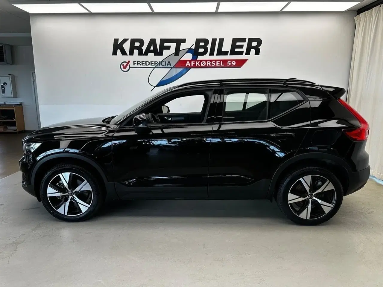 Billede 3 - Volvo XC40  P6 ReCharge Core