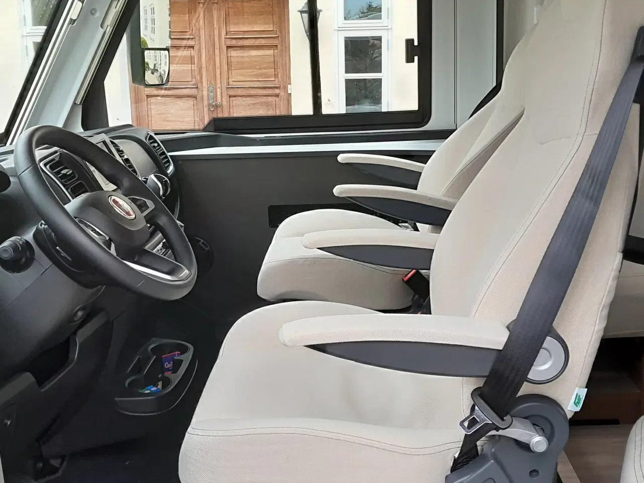 Billede 5 - Benimar Amphitryon North Autokapp A967 