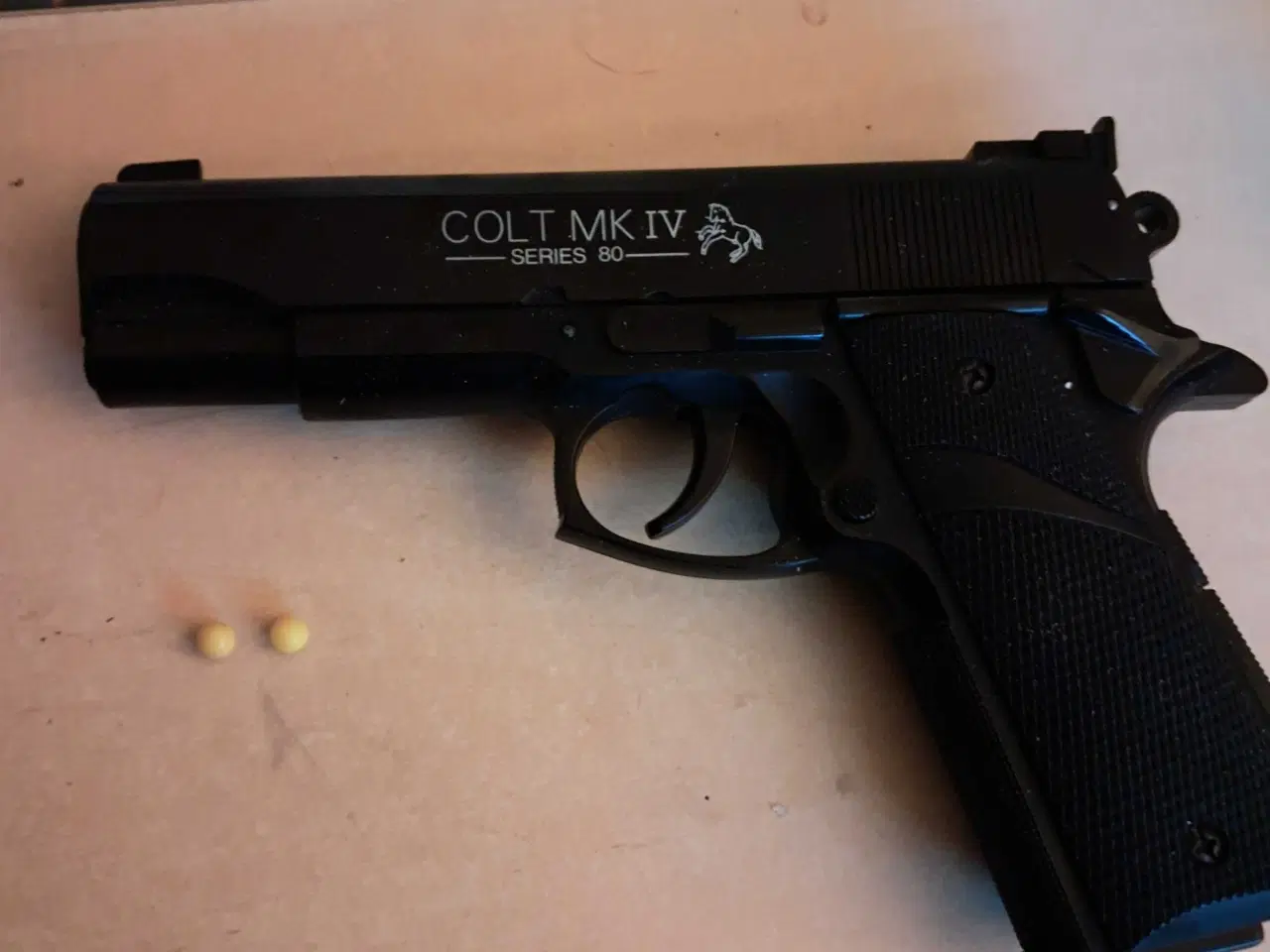 Billede 4 - Combat commander air hobby gun.