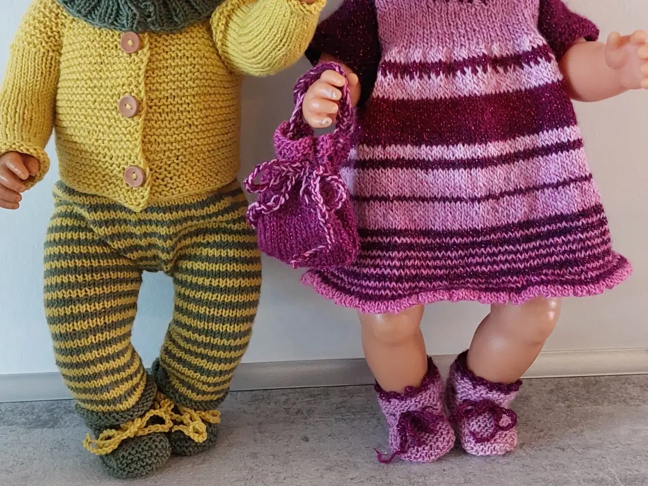 Billede 1 - Håndstrikket til Babyborn