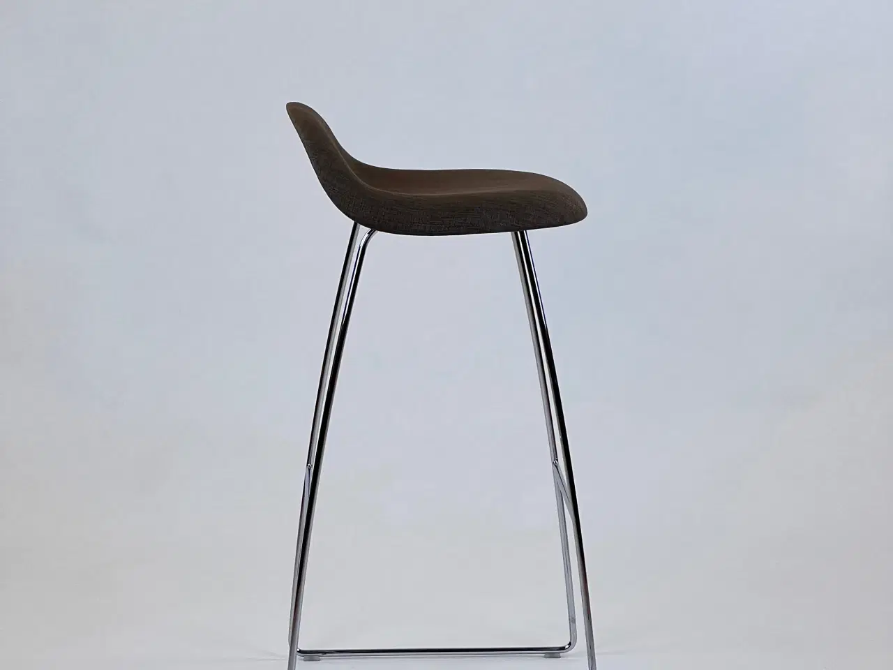 Billede 7 - GUBI | 33 Barstol - Sledge Base - Nypolstret