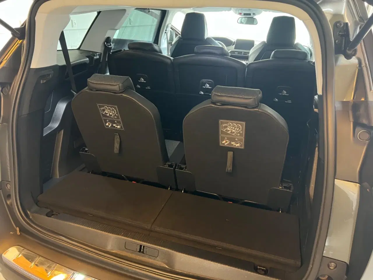 Billede 14 - Peugeot 5008 1,6 BlueHDi 120 Allure 7prs