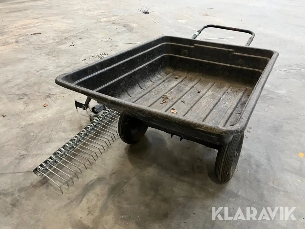 Billede 3 - Gårdrive og vogn