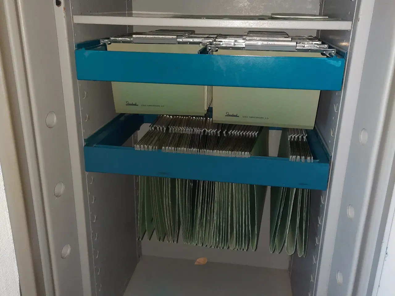 Billede 3 - Penge og brandsikkert skab