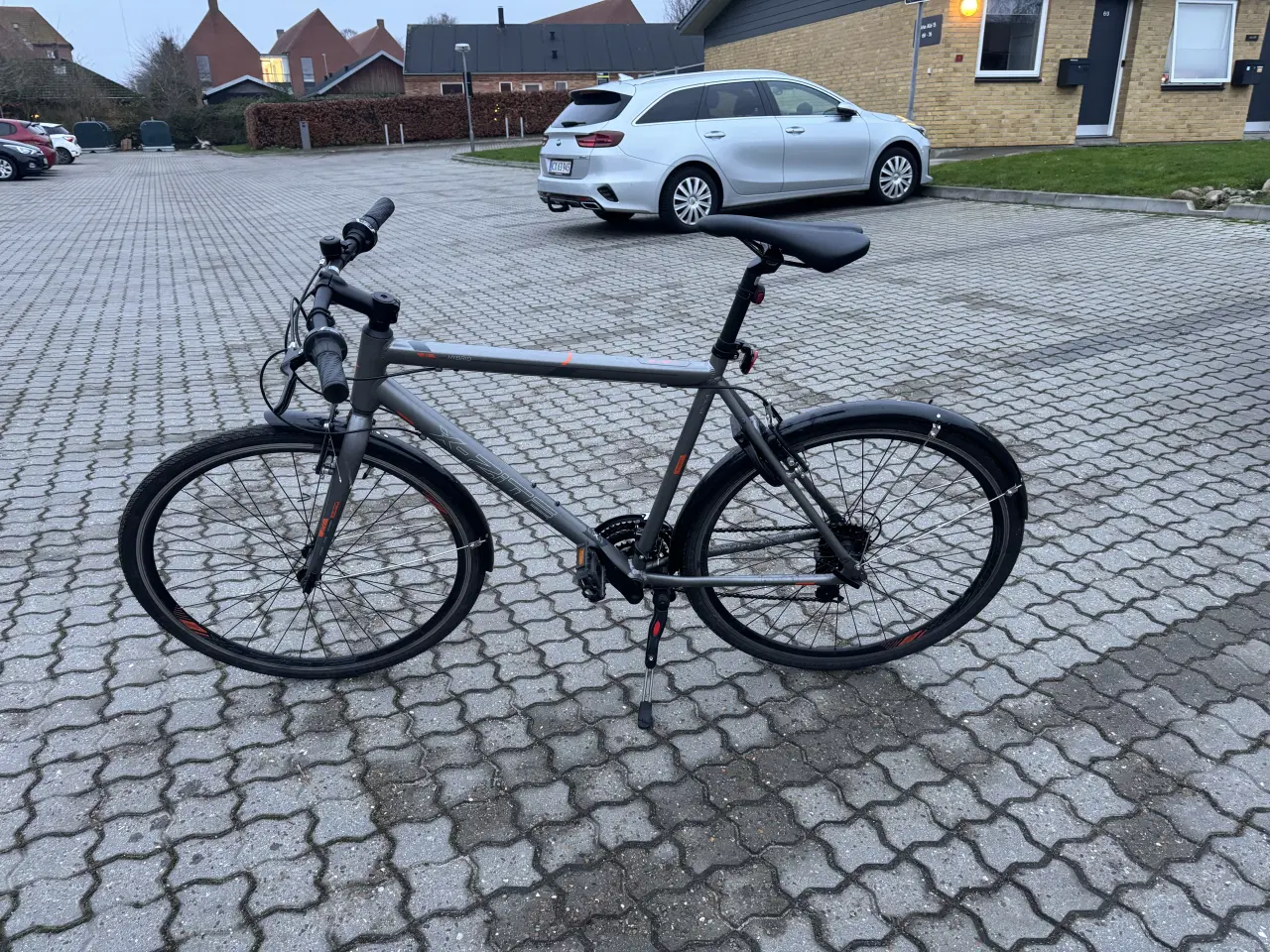 Billede 2 - Helt ny herre cykel. Brugt få gange 