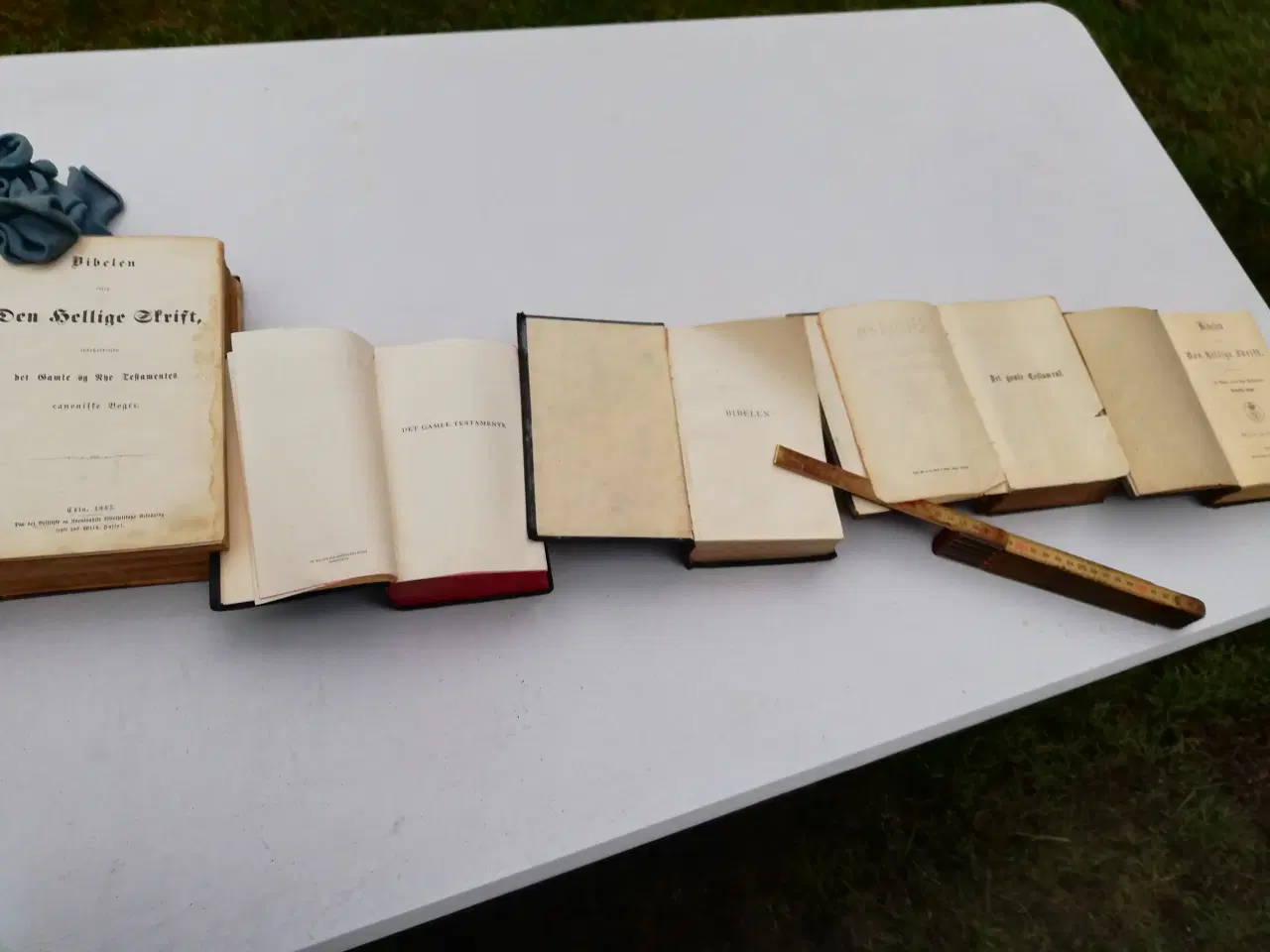 Billede 3 - 5 stk gamle bibler 
