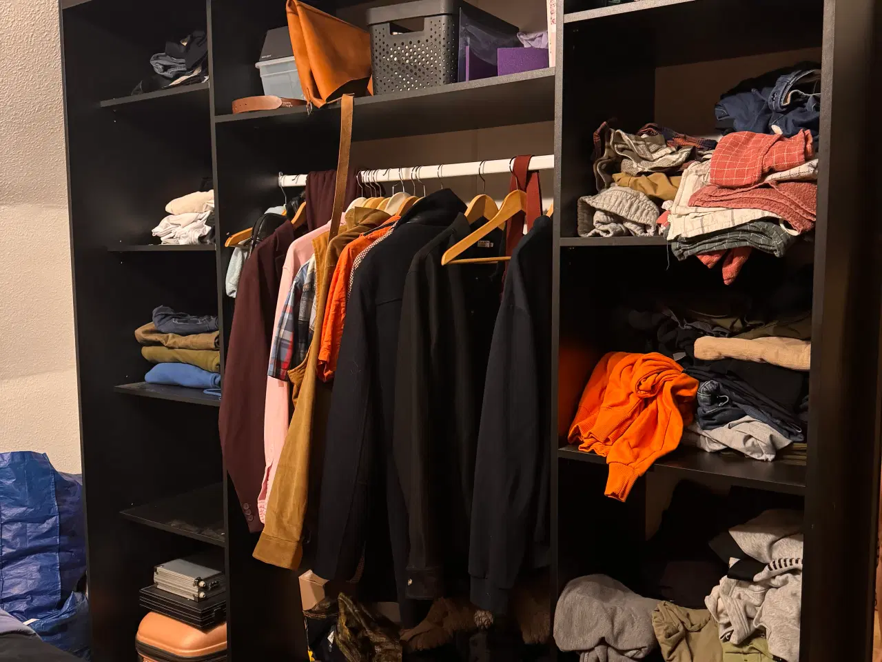 Billede 5 - 2x klædeskab med spejl skydedøre