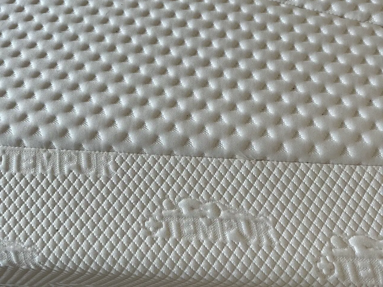 Billede 3 - Seng med fast sengeramme