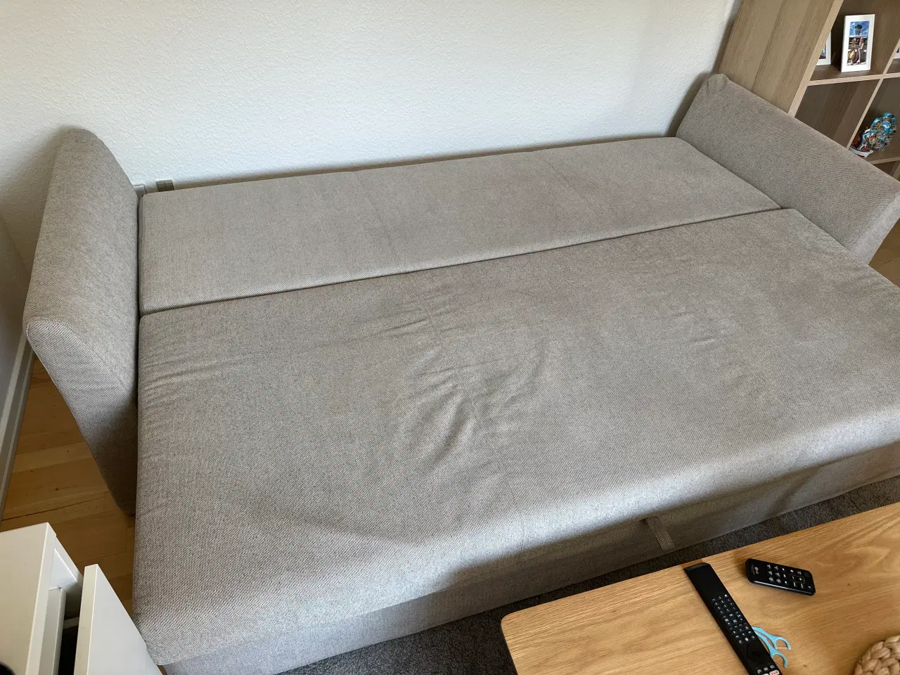Billede 5 - Sovesofa med opbevaring 