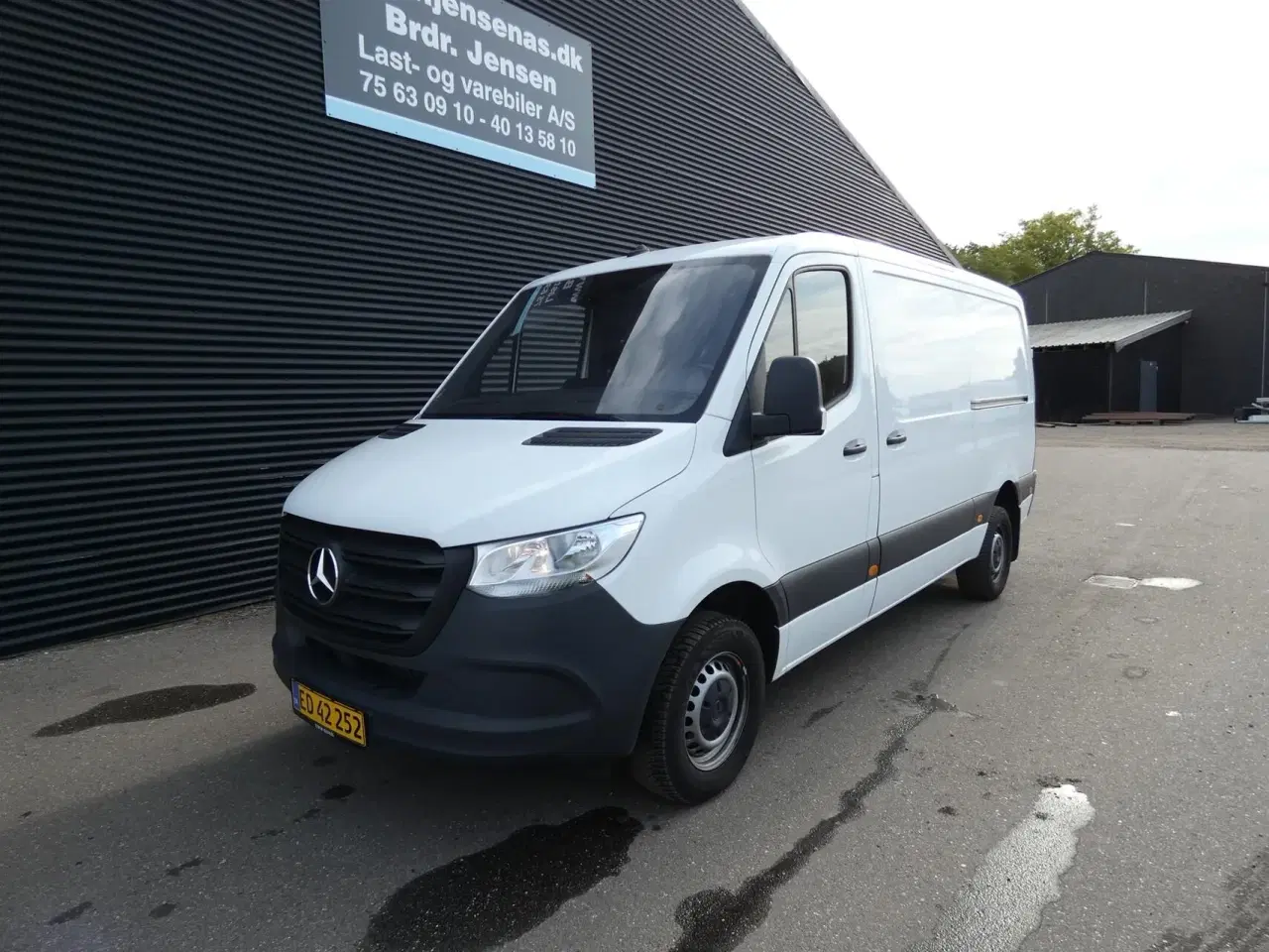 Billede 2 - Mercedes-Benz Sprinter 317 2,0 CDI A2 H2 RWD 9G-Tronic 170HK Van Aut.
