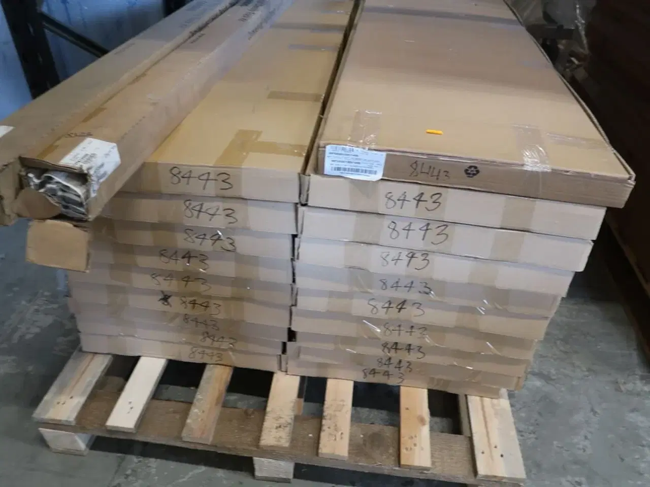 Billede 36 - Stort parti CAMBRO hylder og stiger