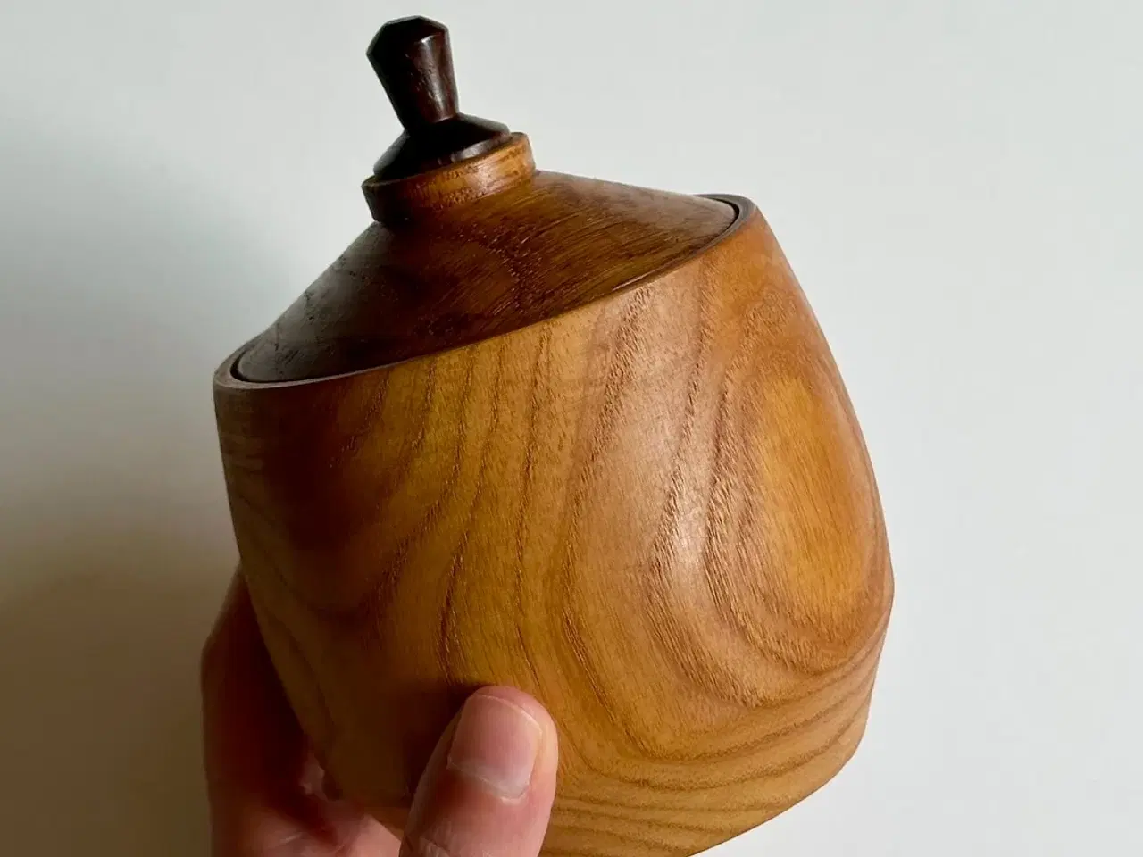 Billede 2 - Lågkrukke, træ