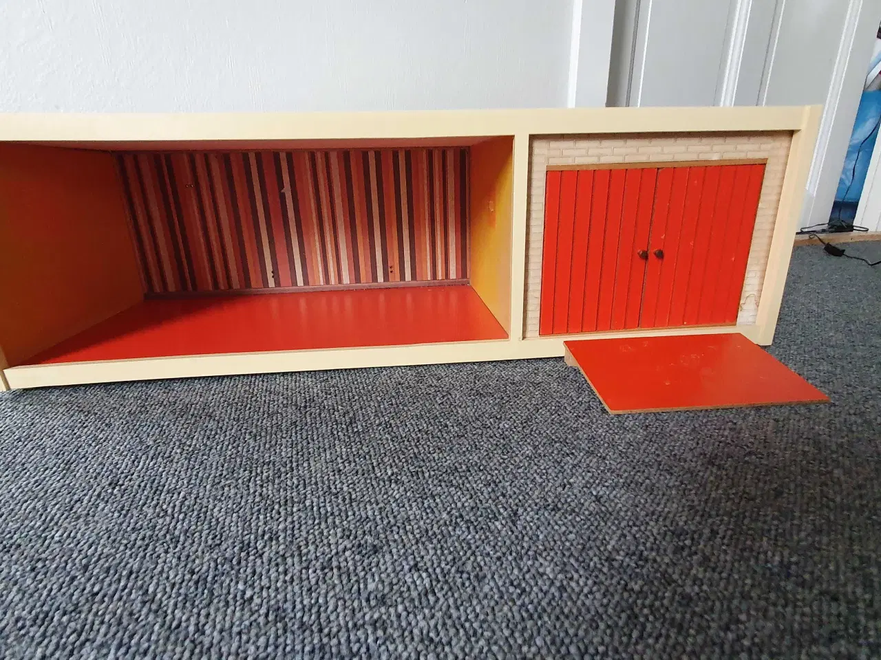 Billede 4 - Lundby dukkehus under etage Fra  1975