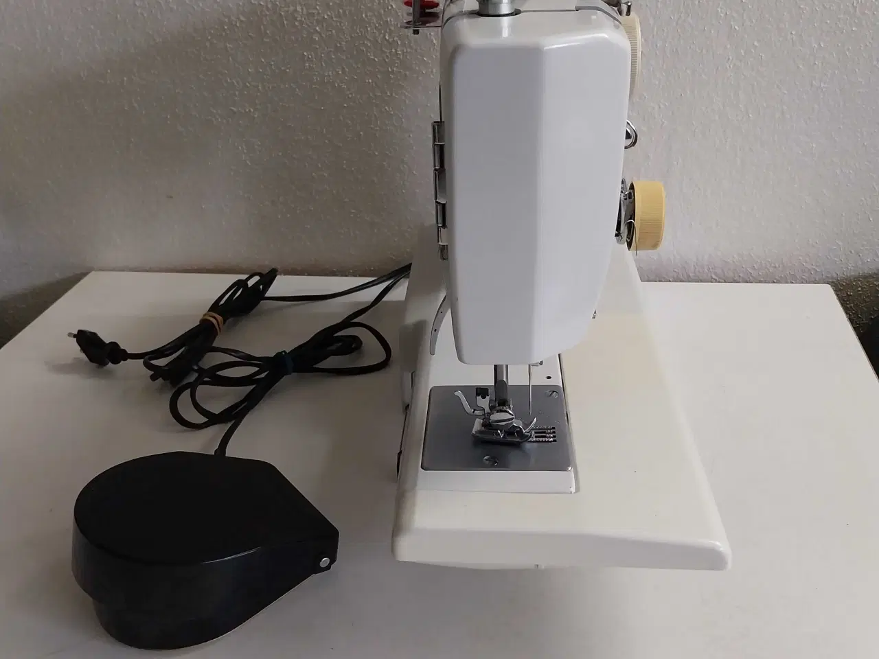 Billede 12 - Symaskine Eva 1322