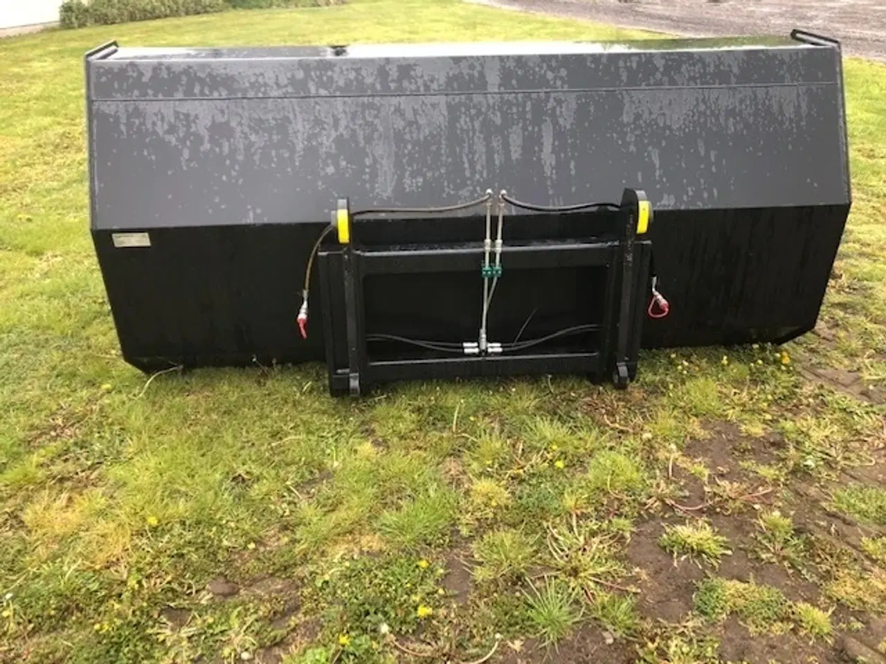 Billede 2 - Volvo KIRK 3,4m3 HØJTIP M. VOLVO BESLAG