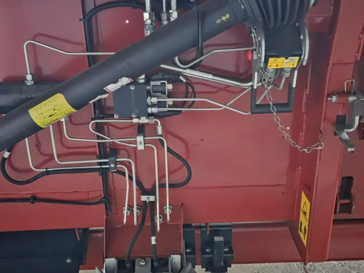 Billede 6 - Case IH 8250 Axial-Flow med 35fod Varicut skærebord. Dansk maskine