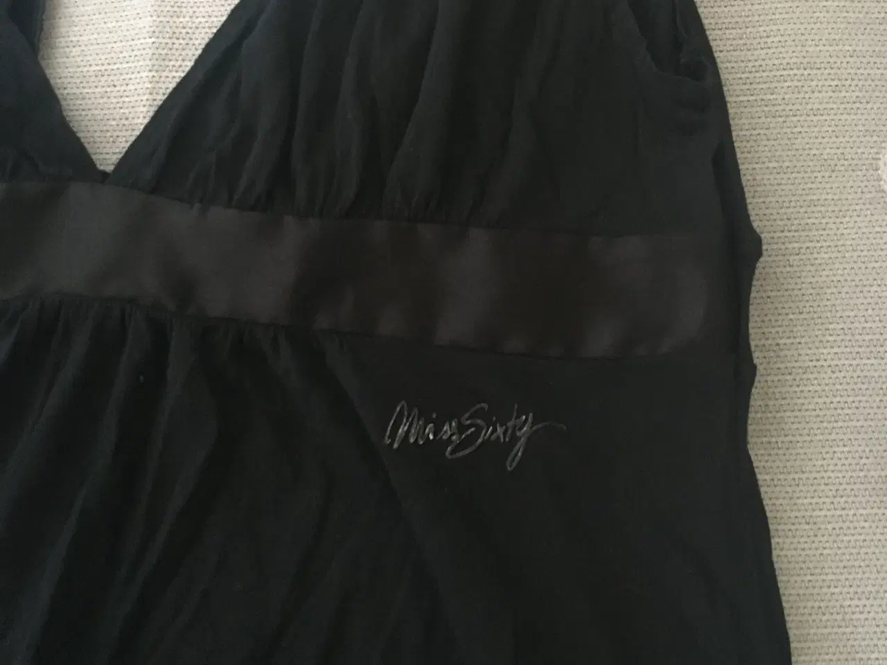 Billede 1 - Helt ny Miss Sixty sort top str. 36