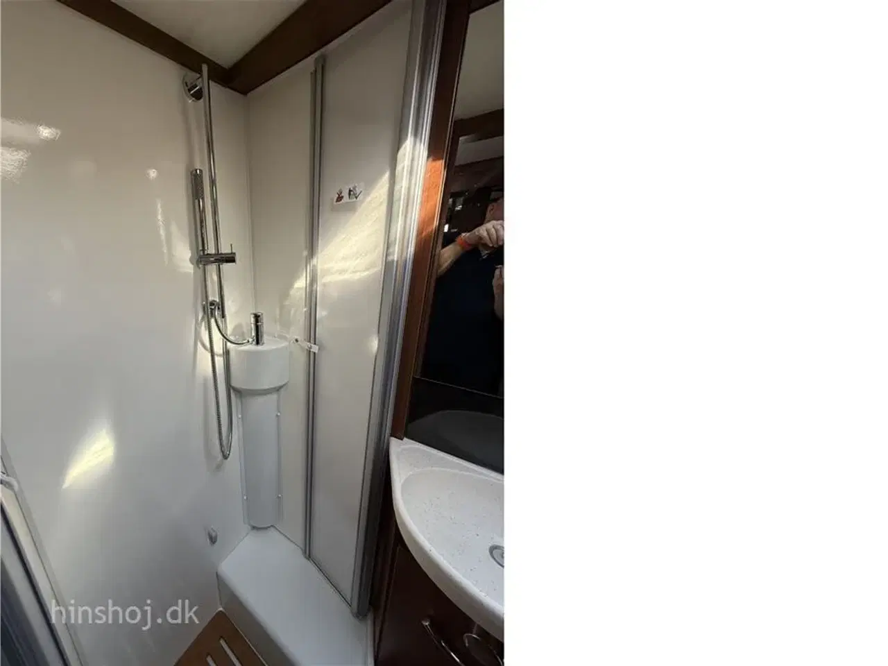 Billede 8 - 2013 - Hymer Nova S 540   Dejlig vogn med rundsidegruppe og enkelsenge fra Hinshøj Caravan A/S