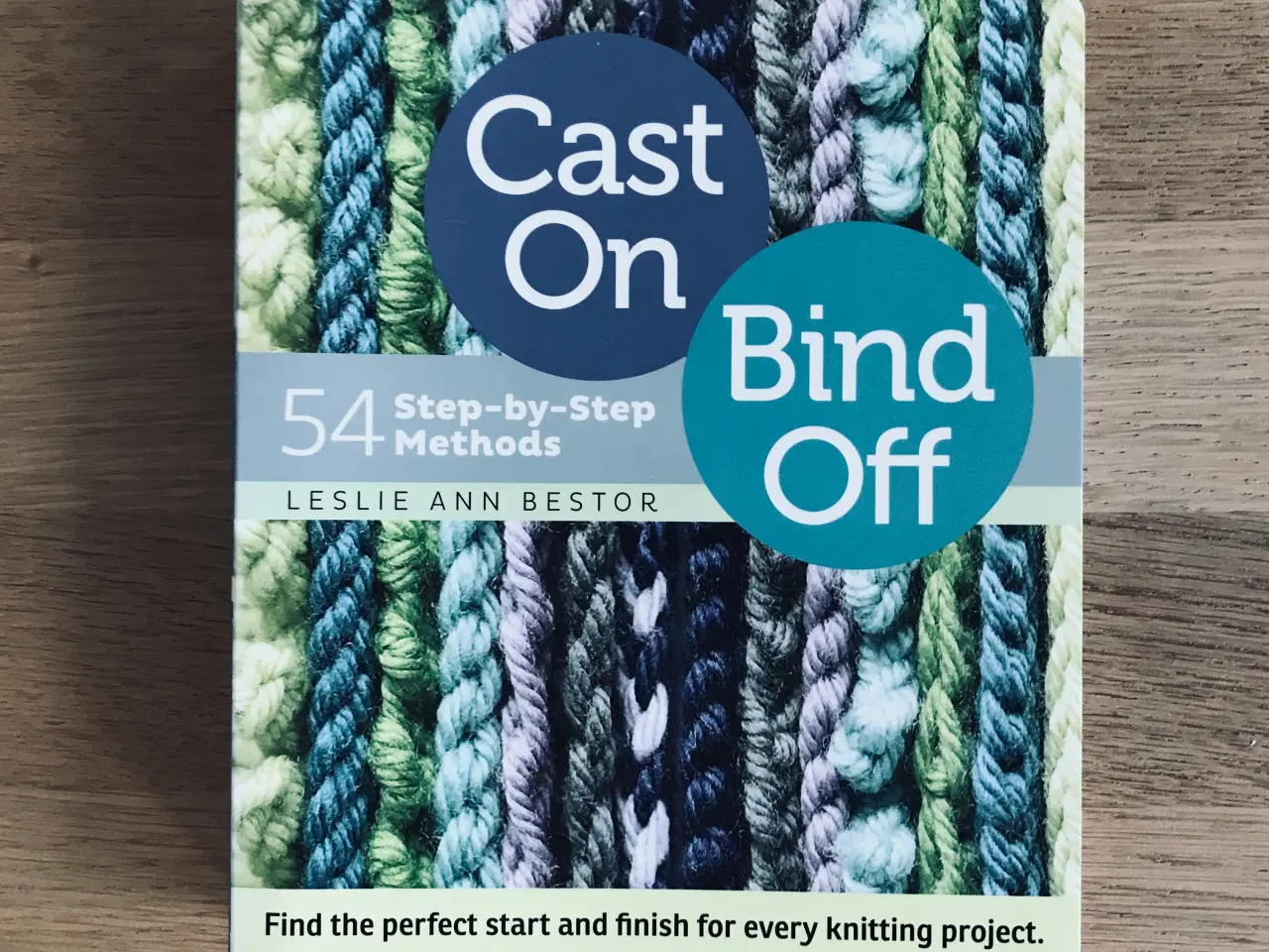 Billede 1 - Cast On  Bind Off  -  54 Step-by-Step Methods