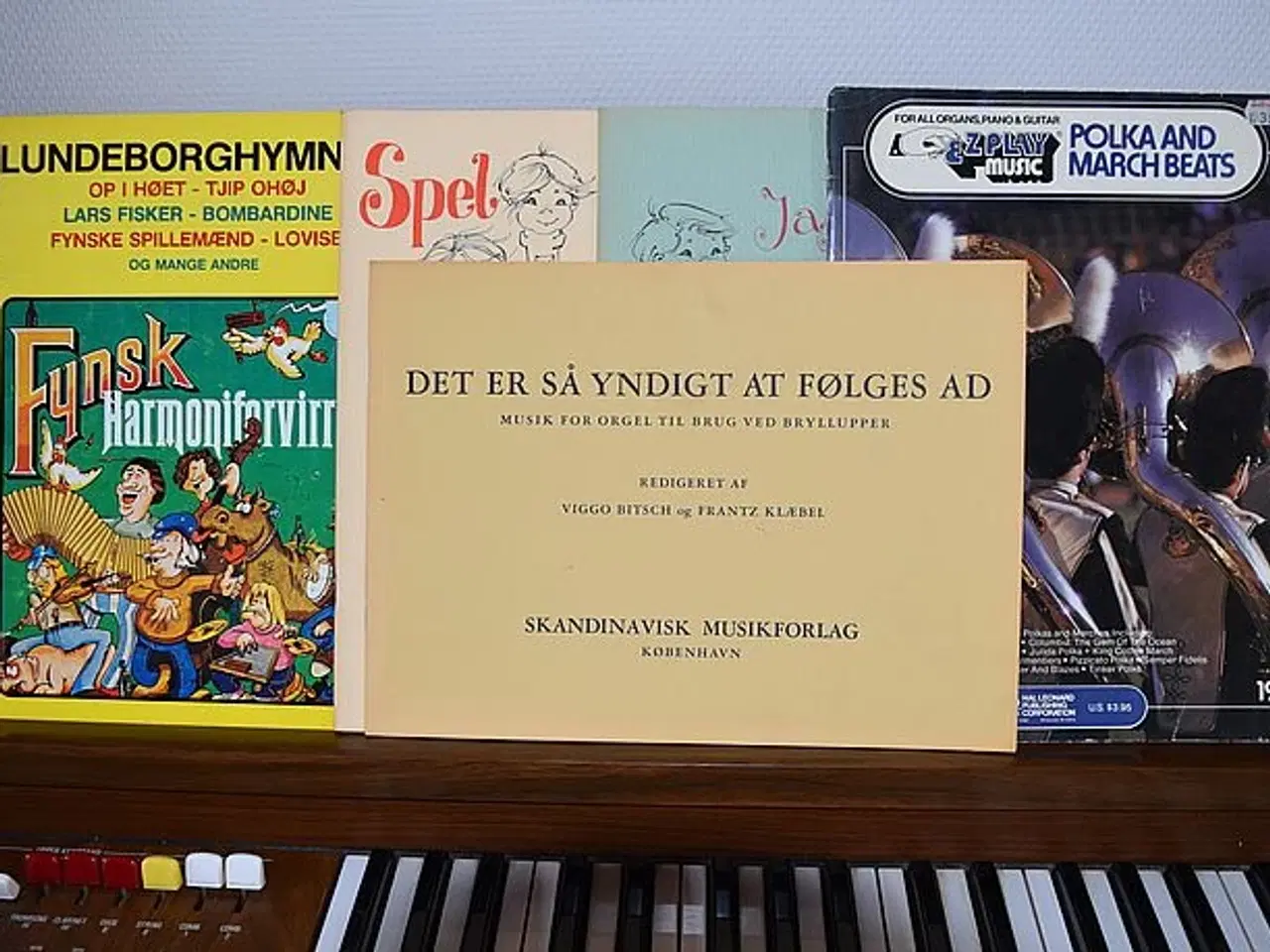 Billede 7 - Yamaha elorgel Electone B-405 med pedal og bænk 