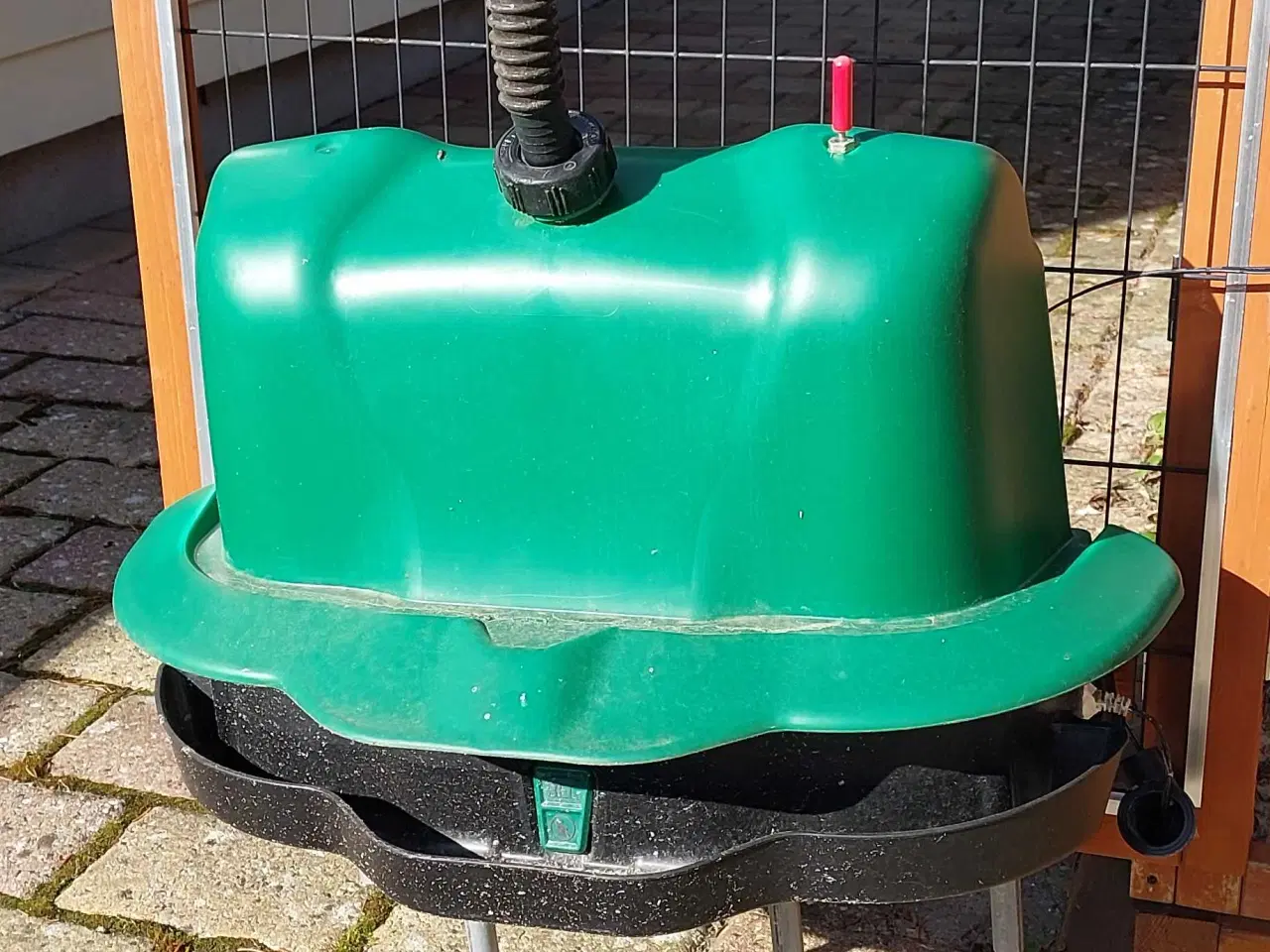 Billede 4 - Hønsehus -gård m. alt tilbehør sælges