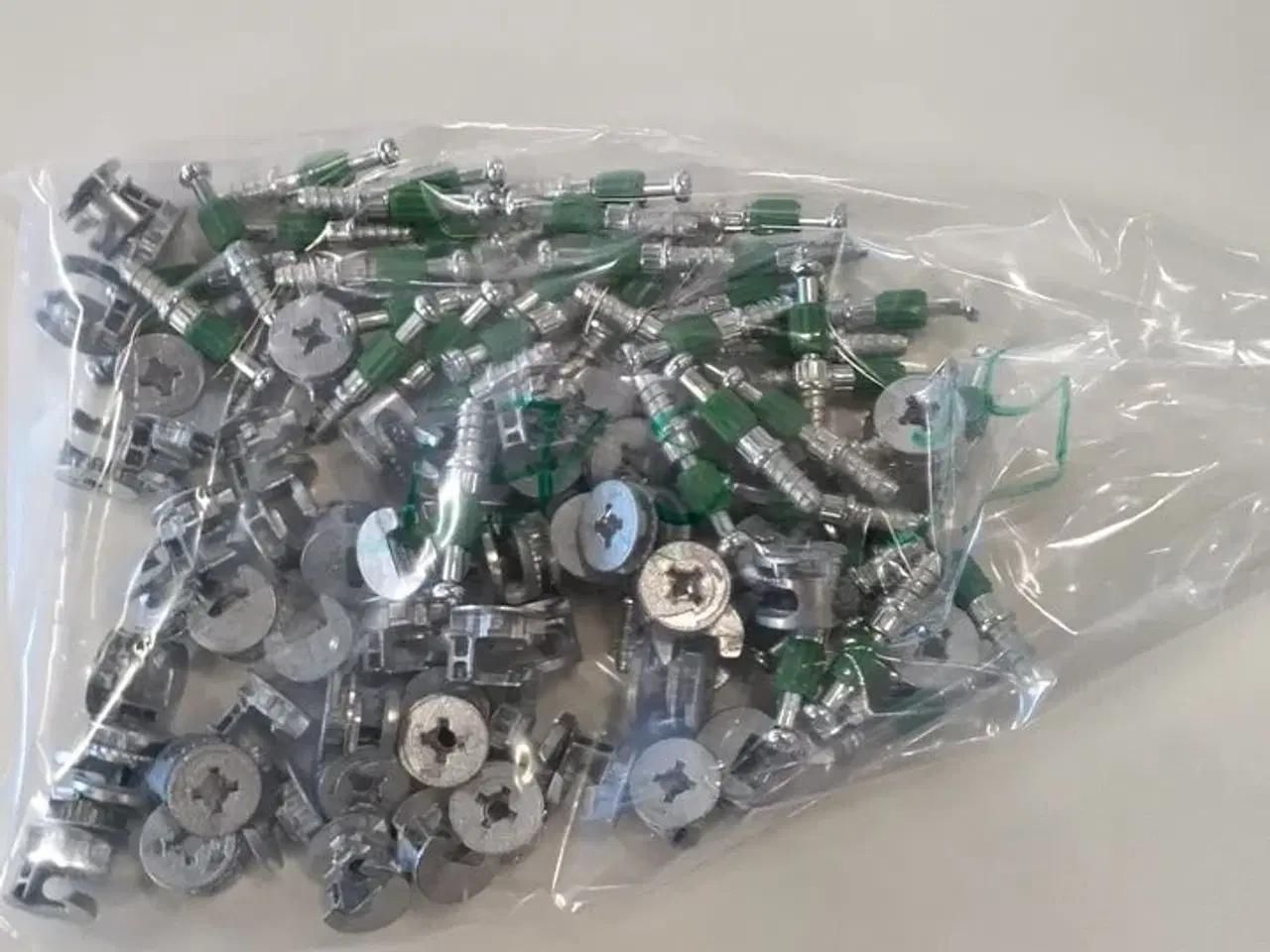 Billede 8 - 4 stk. usamlet højskabe H: 214,4 x B: 50 x D: 58,1 cm uden låger.