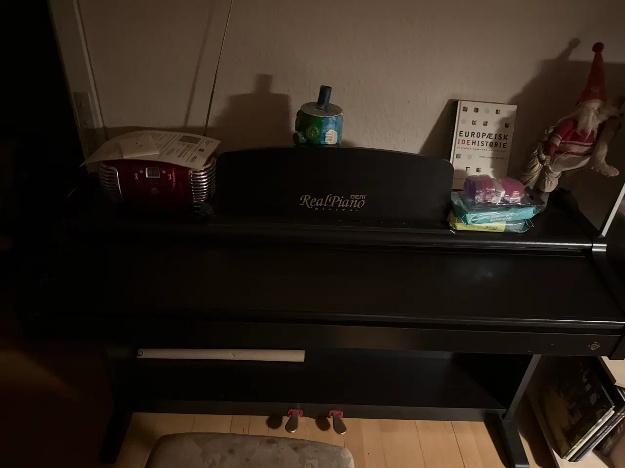 Billede 1 - Sælger mit klaver