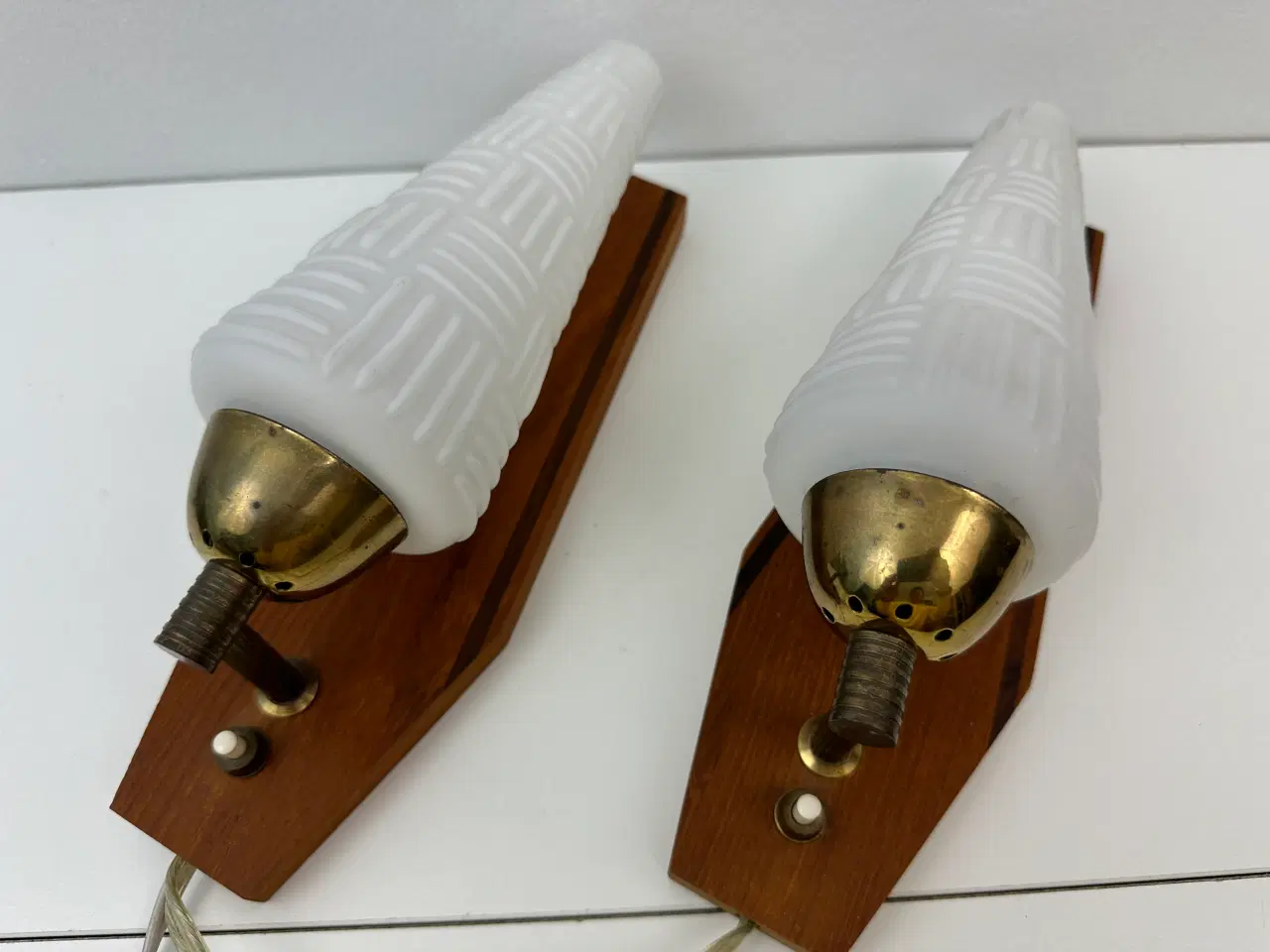 Billede 1 - Teak retro lampe m. opalglas