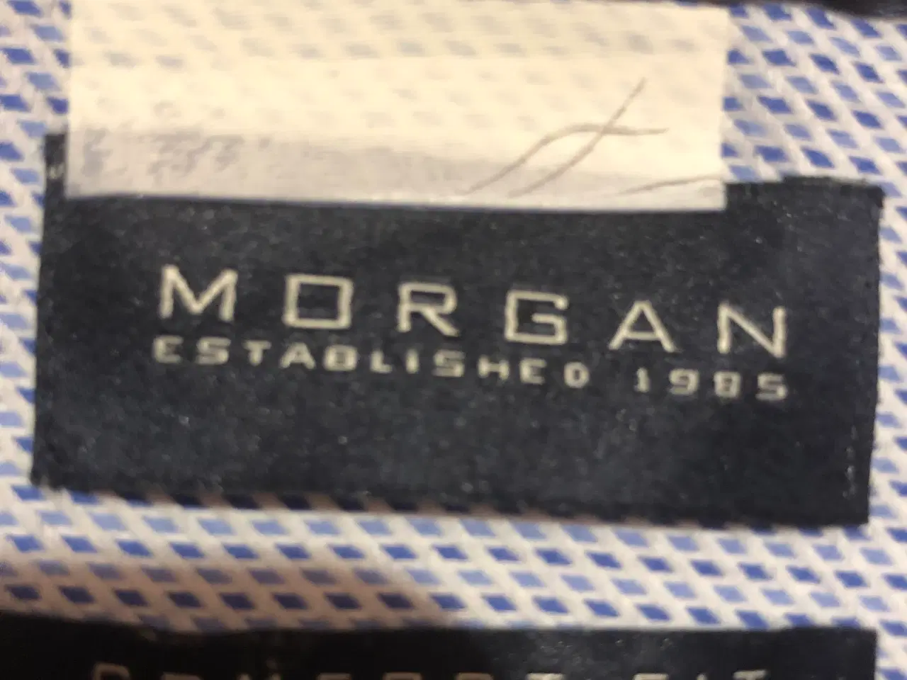 Billede 2 - Skjorte fra Morgan - blå/hvide-tern