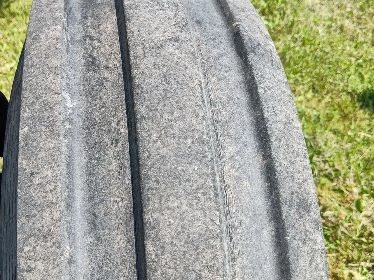 Billede 7 - Ford 8210 med frontlæsser