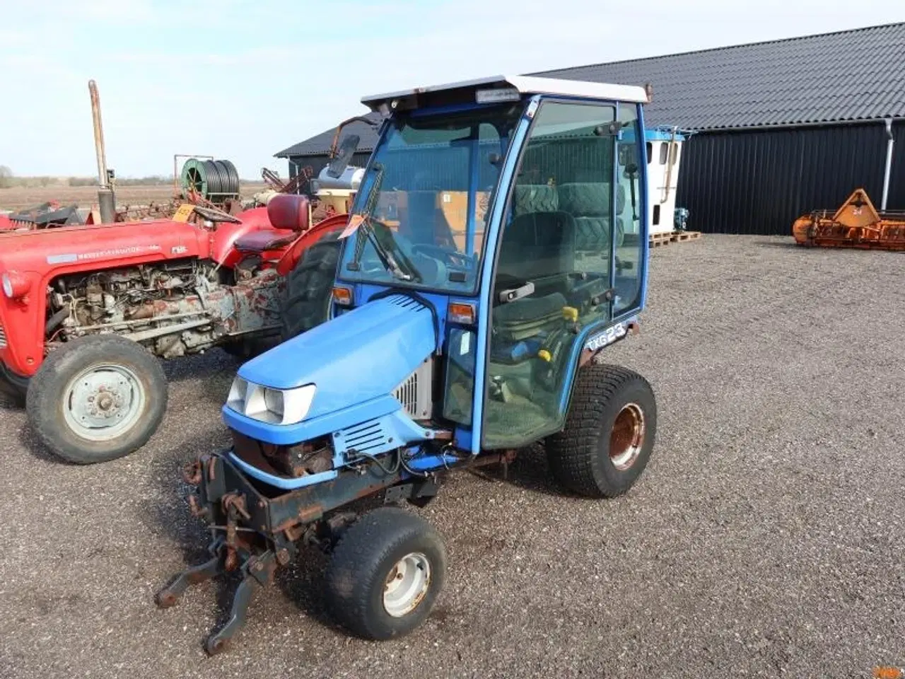 Billede 1 - KOMPAKT TRAKTOR,