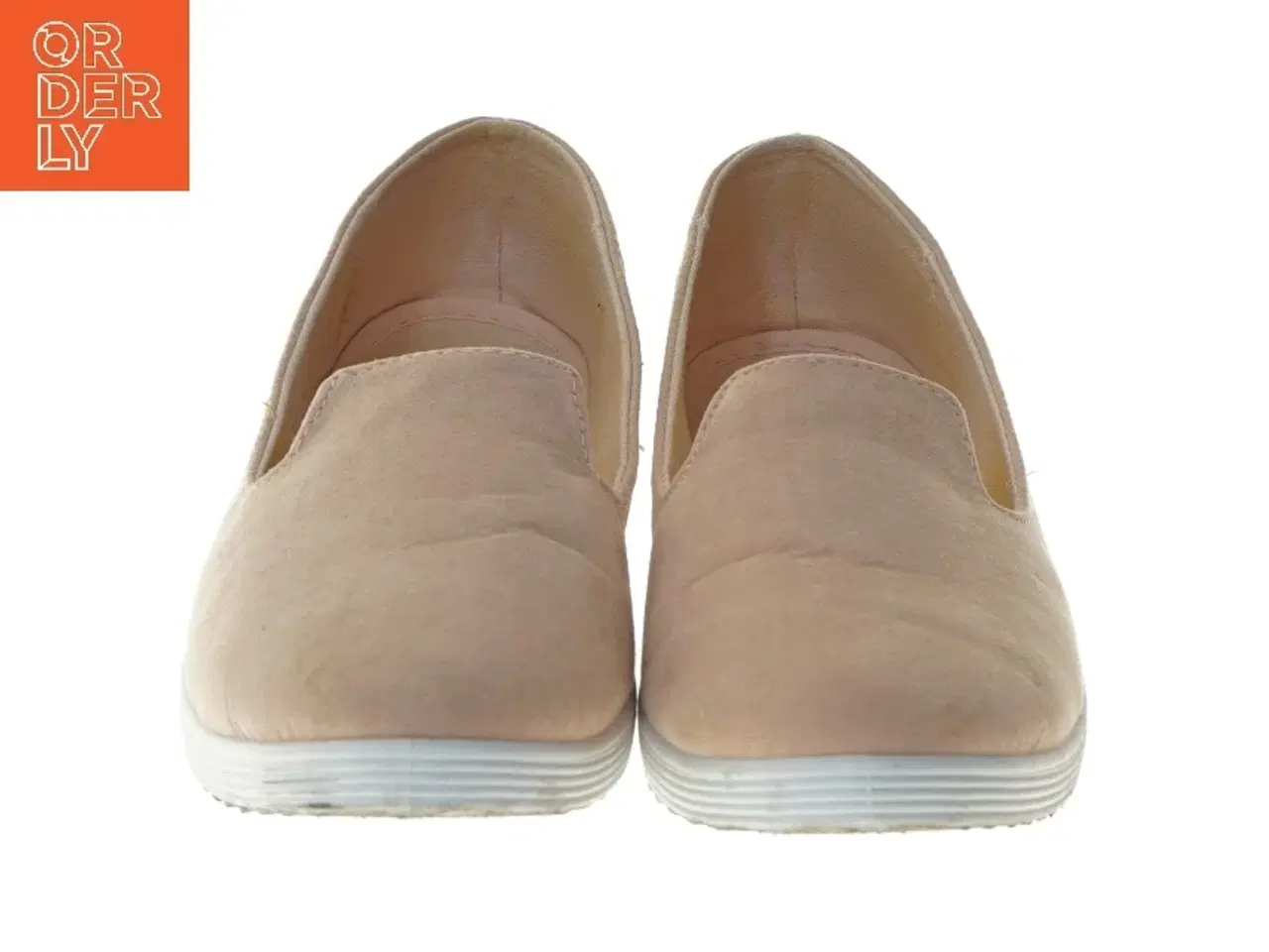 Billede 5 - Beige sko med sten str. 39 fra Identity (str. 39 )