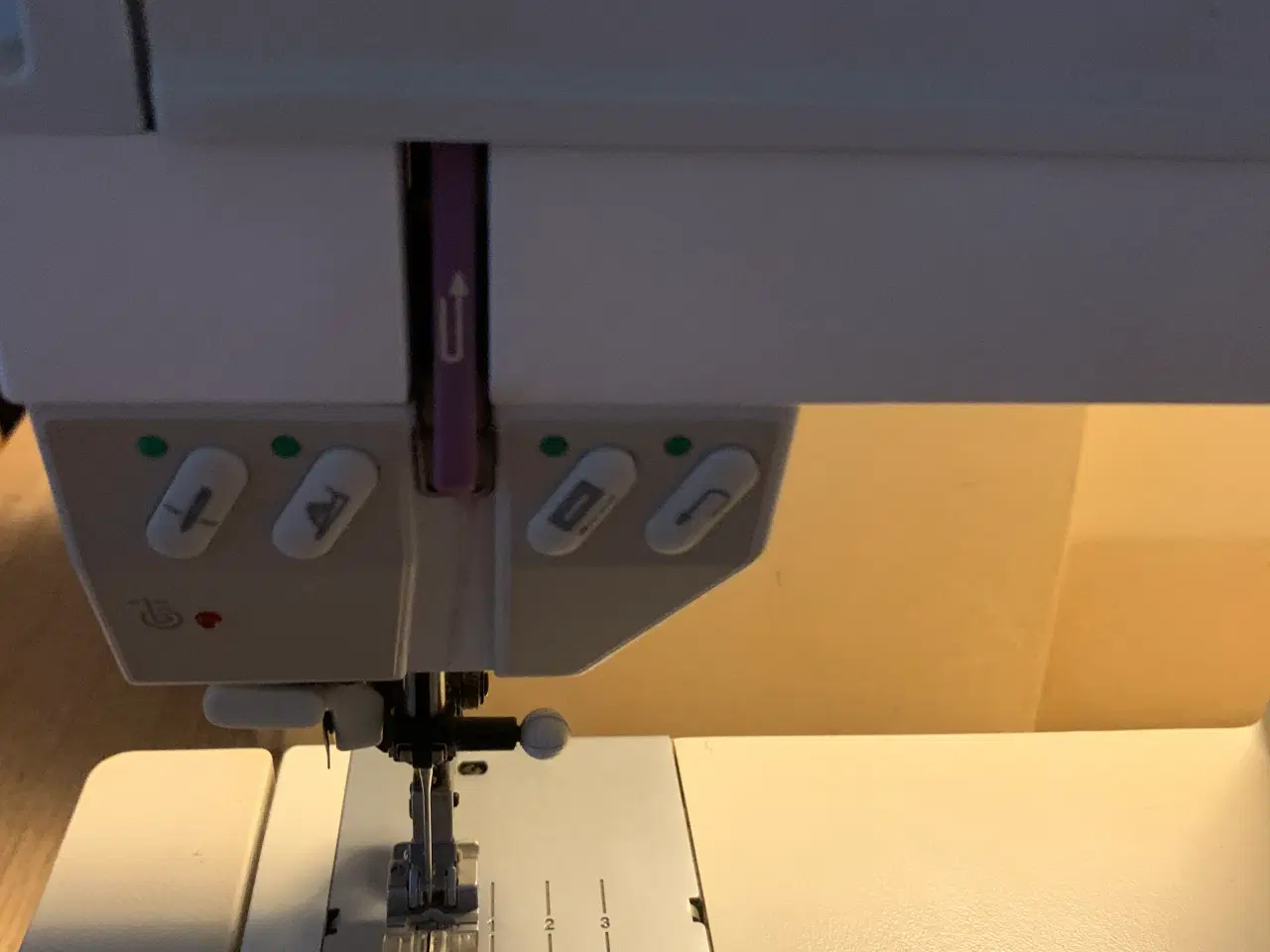 Billede 2 - PFAFF CREATIVE 1467. SOLGT