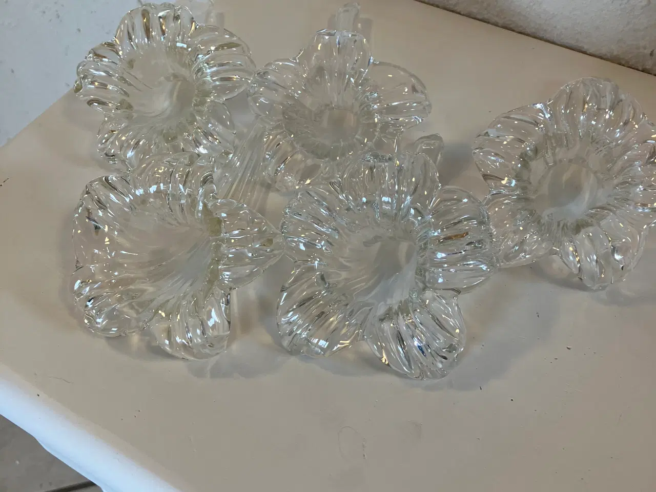 Billede 1 - Glas blomster/ liljevaser