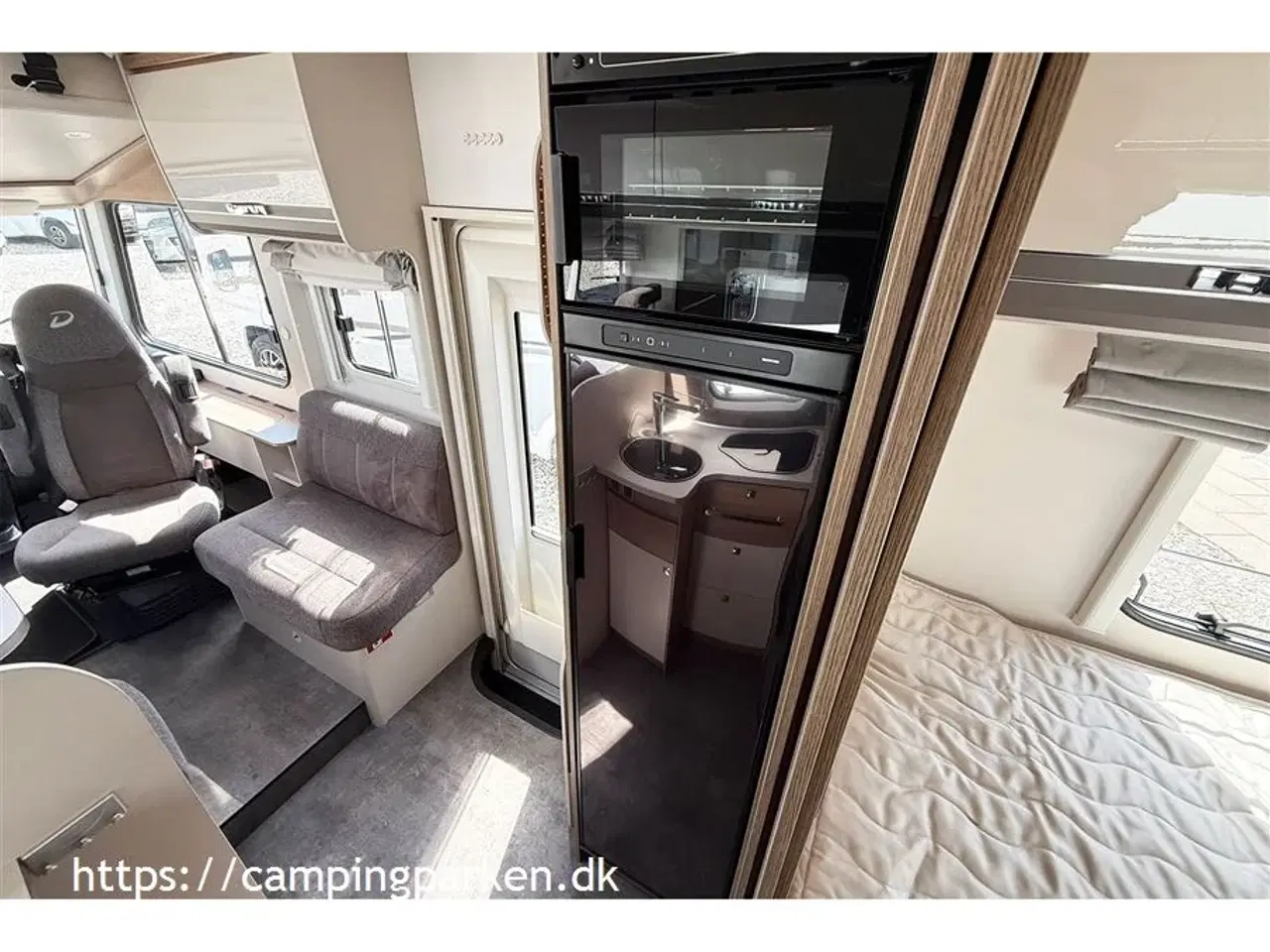 Billede 9 - 2020 - Dethleffs   Sjælden udbudt camper med lave enkeltsenge og badeværelse i hele bagenden
