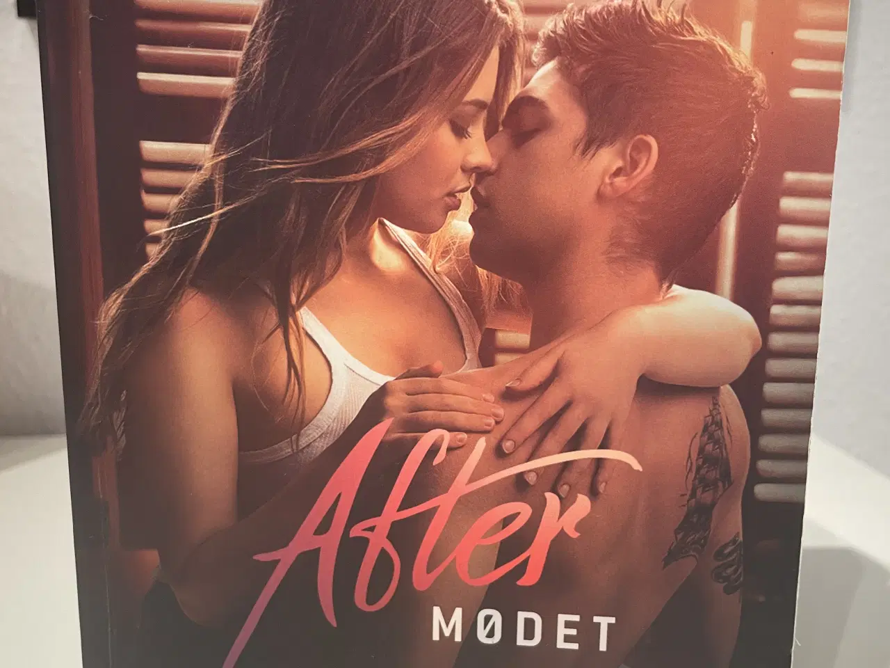 Billede 1 - After bog sælges