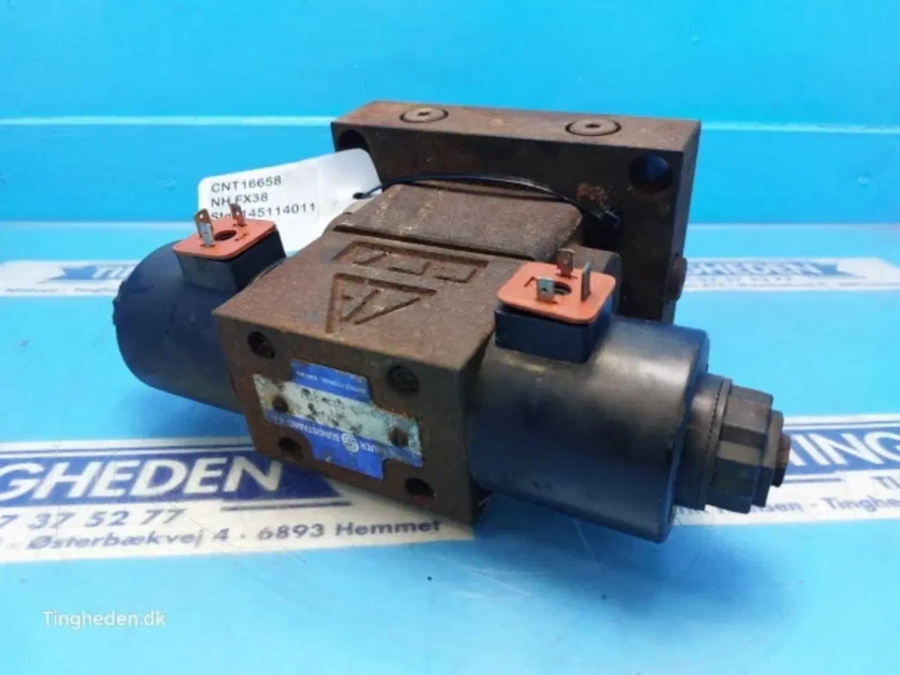 Billede 9 - New Holland FX38 Ventilblok 84069154