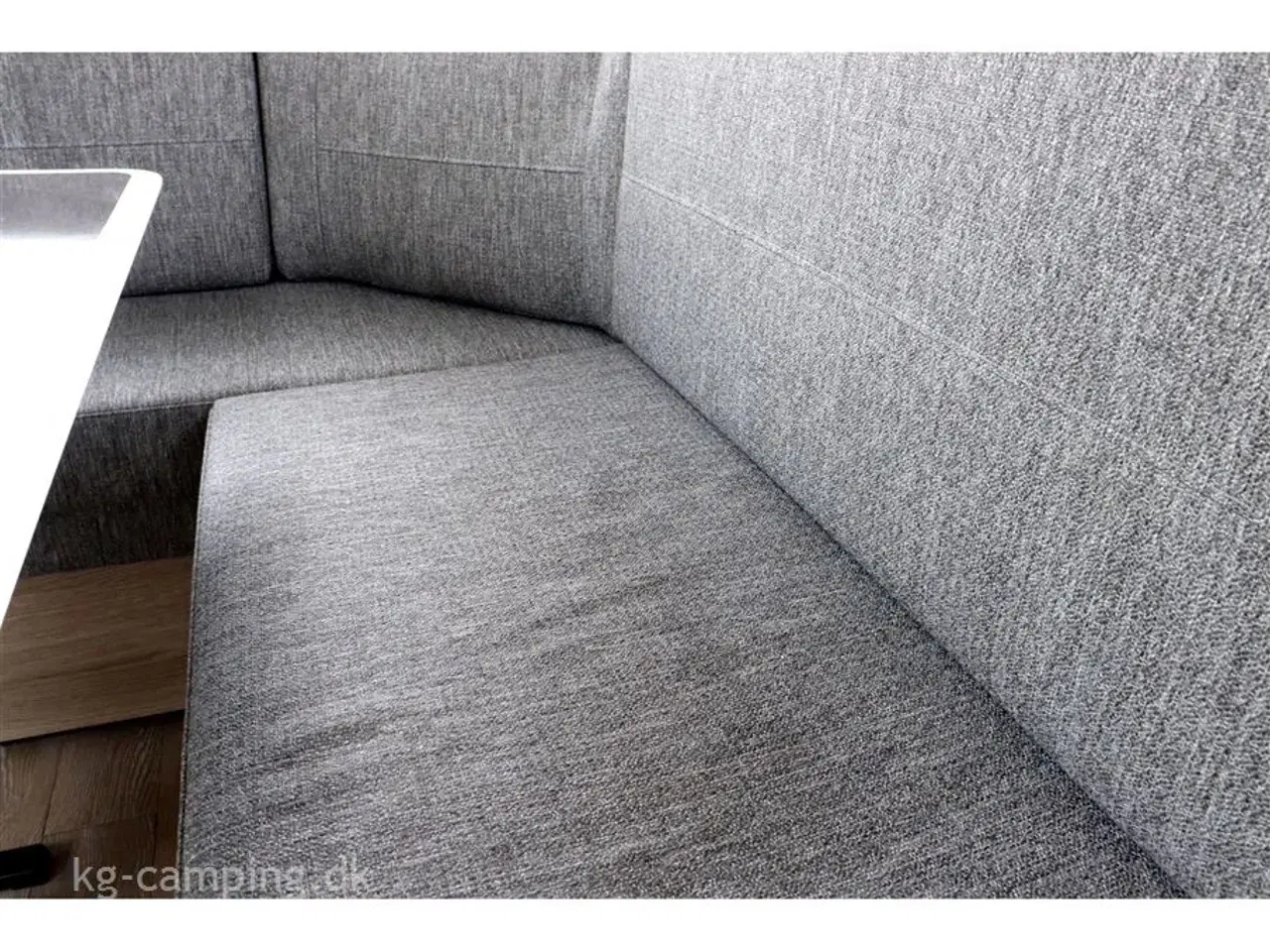 Billede 6 - 2023 - Hobby Prestige 650 UFF   EFTERÅRSTILBUD nu nedsat med kr. 27.753,- | Lækker vogn med fritstående dobbeltseng - Kan opvejes til 2.200 kg.