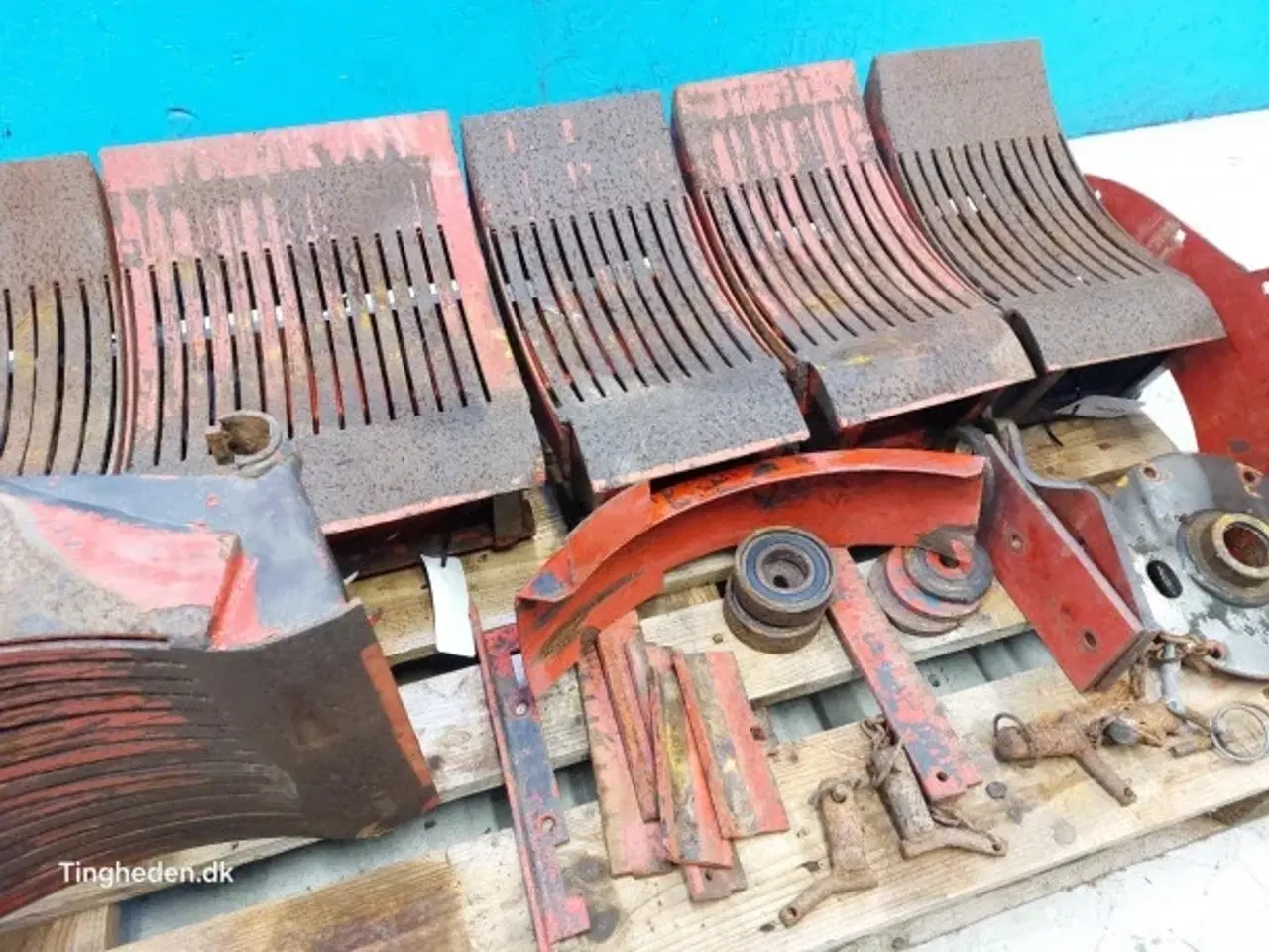 Billede 8 - Hesston 4700 Kniveholder Sæt 63103400 Ollerup Snitter