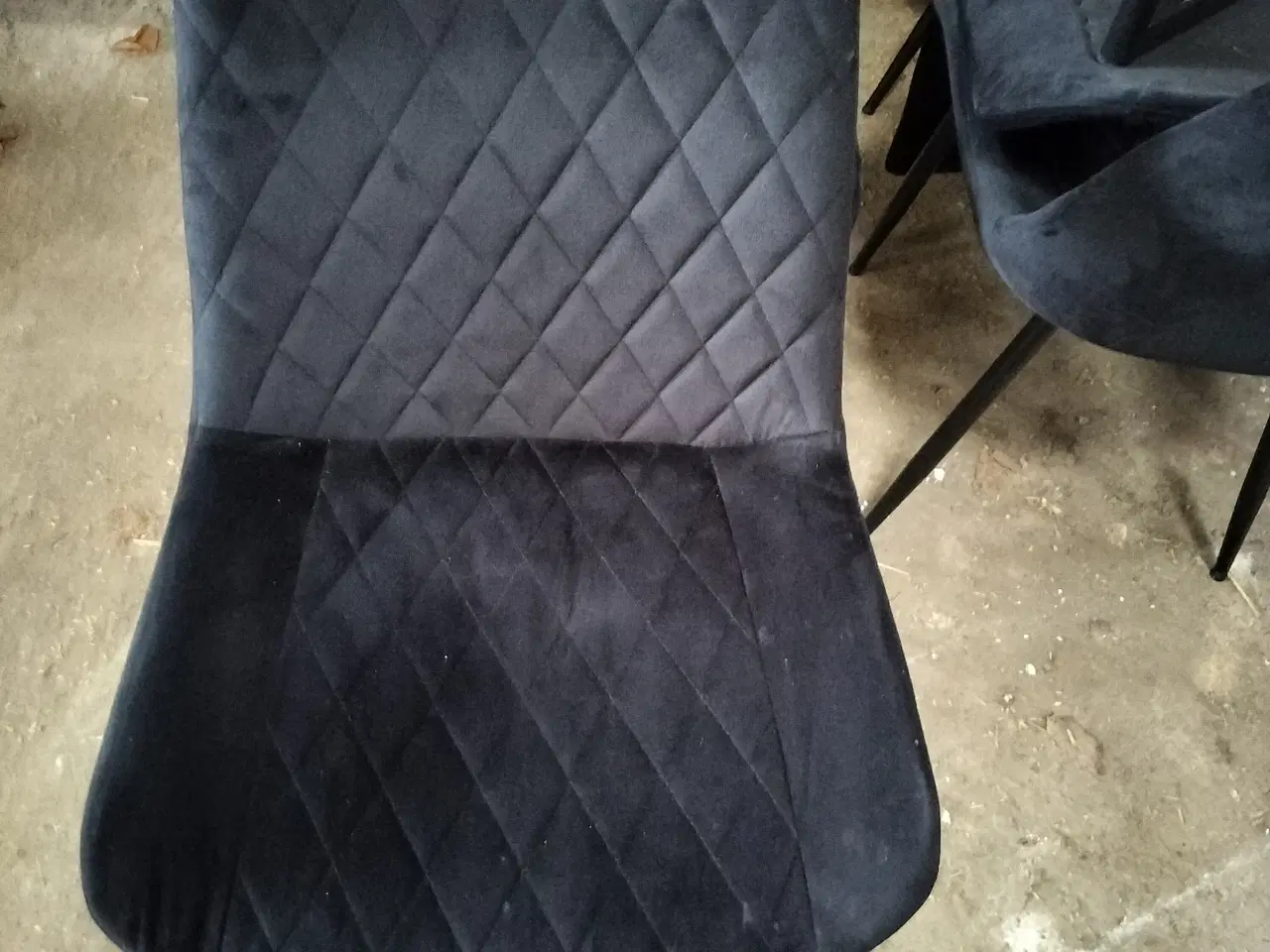 Billede 1 - Lækre sorte velour stole 