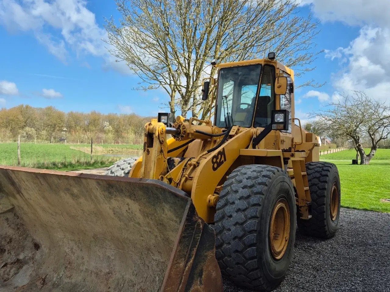 Billede 2 - Case 821 Gummiged