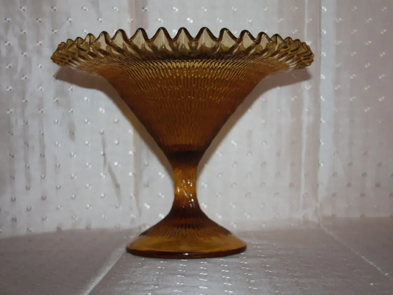 Billede 1 - Frugt skål / opsats i presset glas