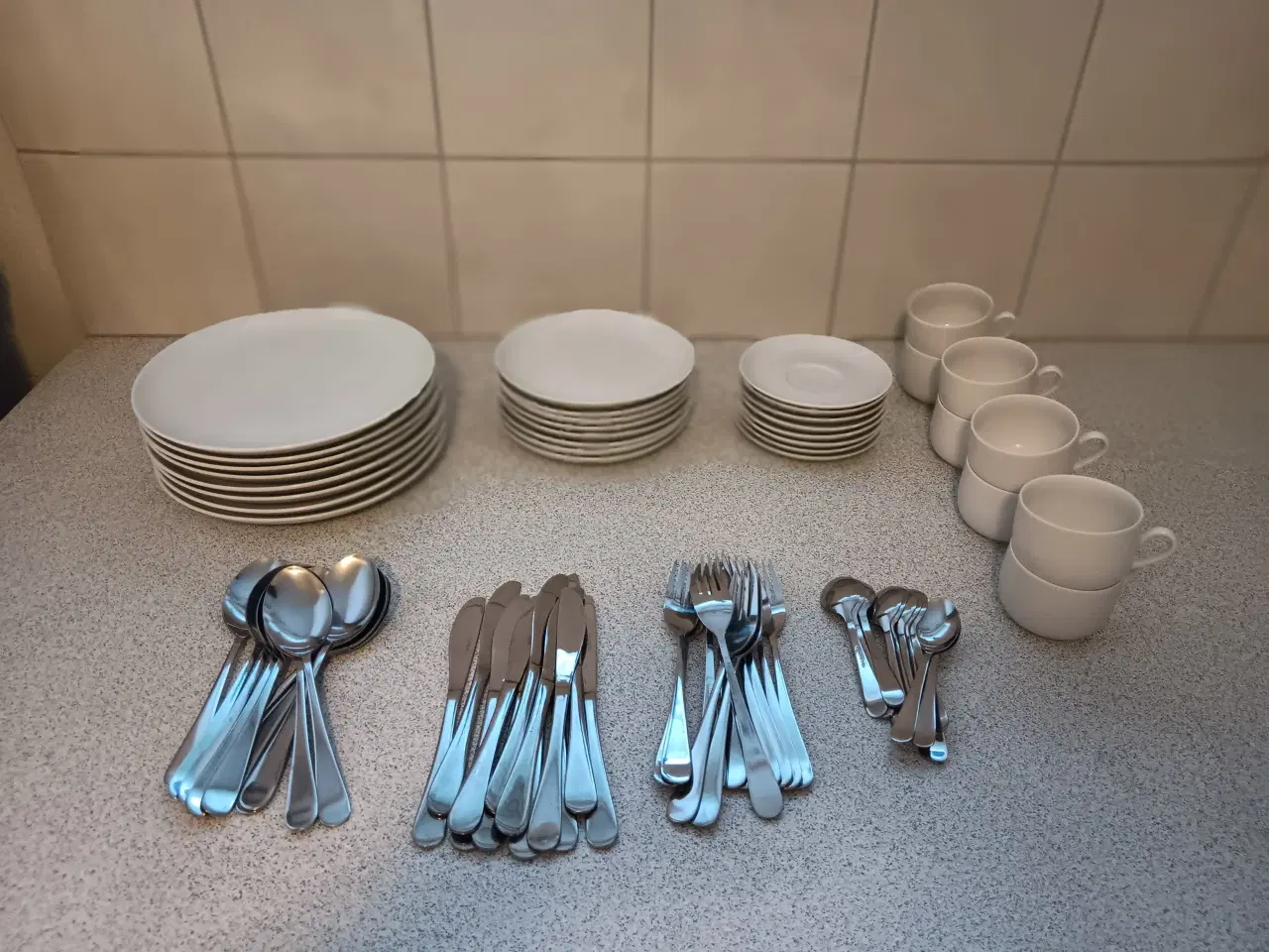 Billede 1 - Porcelæn og bestik