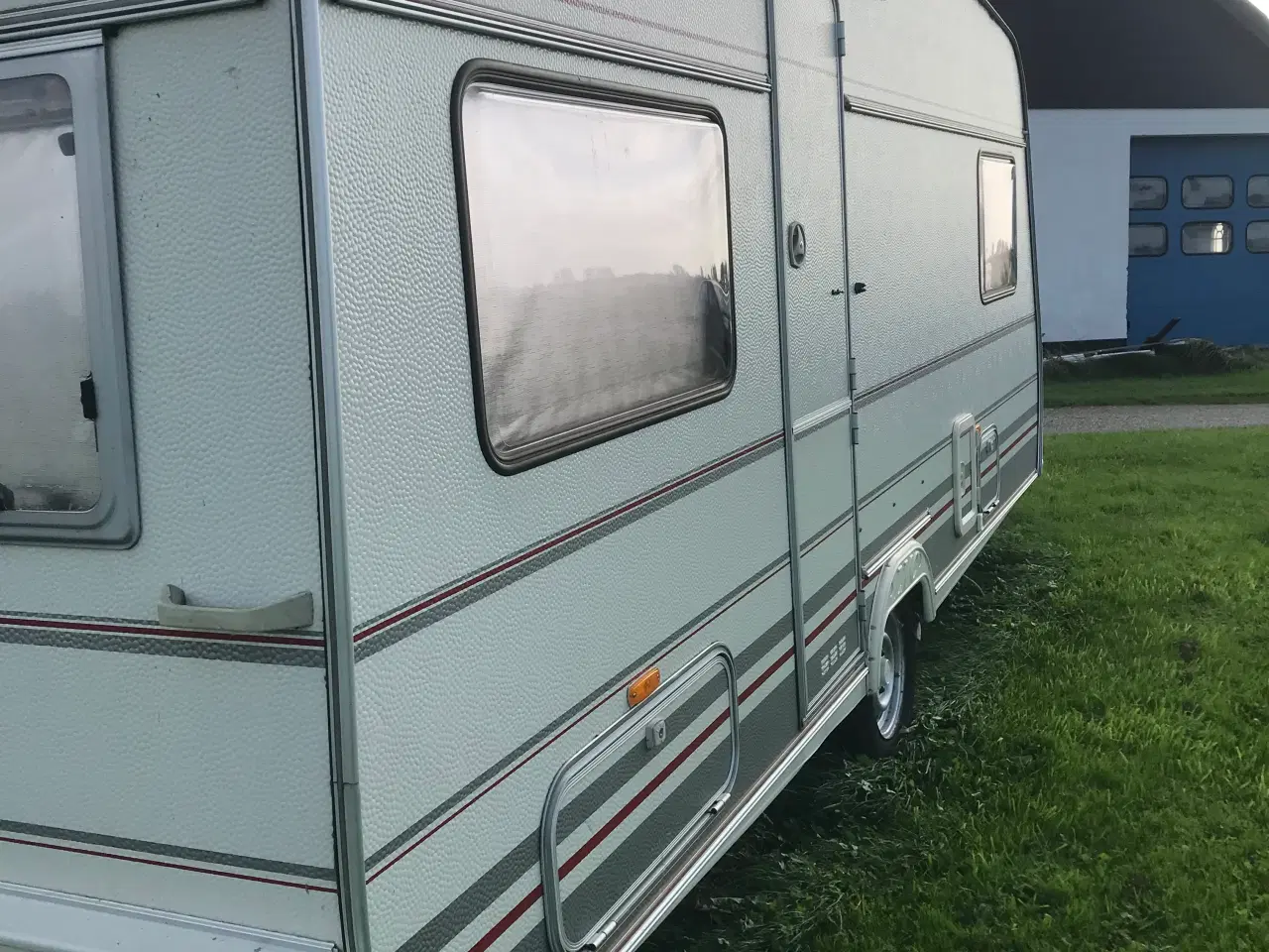 Billede 5 - LMC 520 Luxus Campingvogn årg. 1996