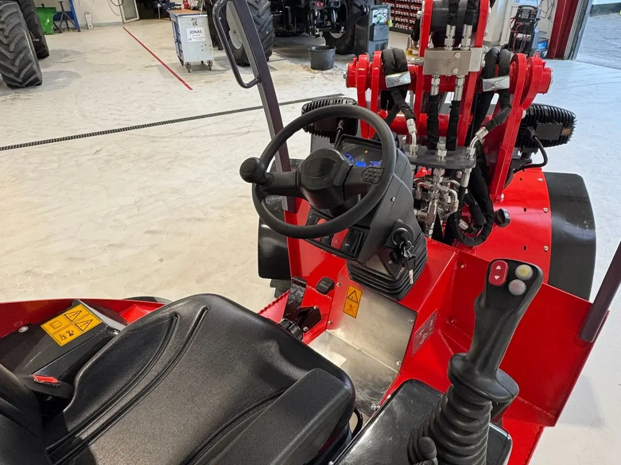 Billede 16 - VM Loader 1038 LX FABRIKSNY MED SKOVL OG PALLEGAFLER!